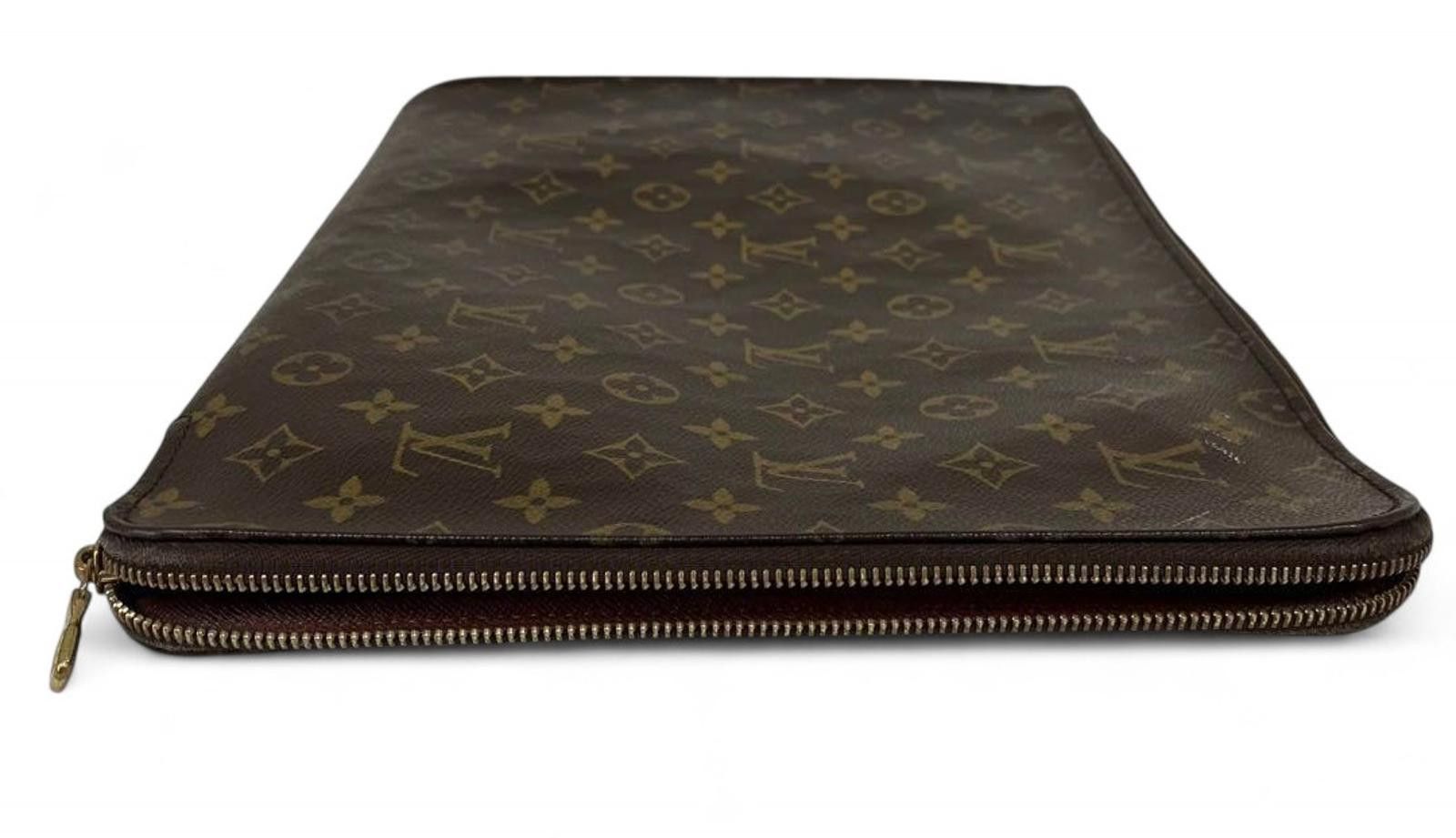 Louis Vuitton Louis Vuitton - Monogram Canvas Clutch Bag Size ONE SIZE - 5 Thumbnail