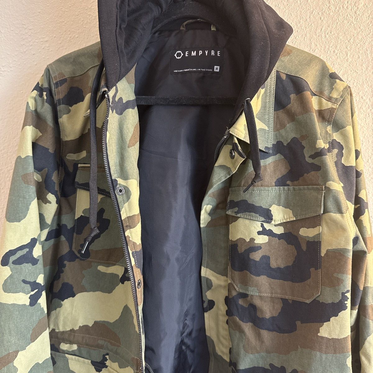 Empyre Empyre Camouflage Hooded snowboard Jacket Size Medium. Size US M / EU 48-50 / 2 - 2 Thumbnail