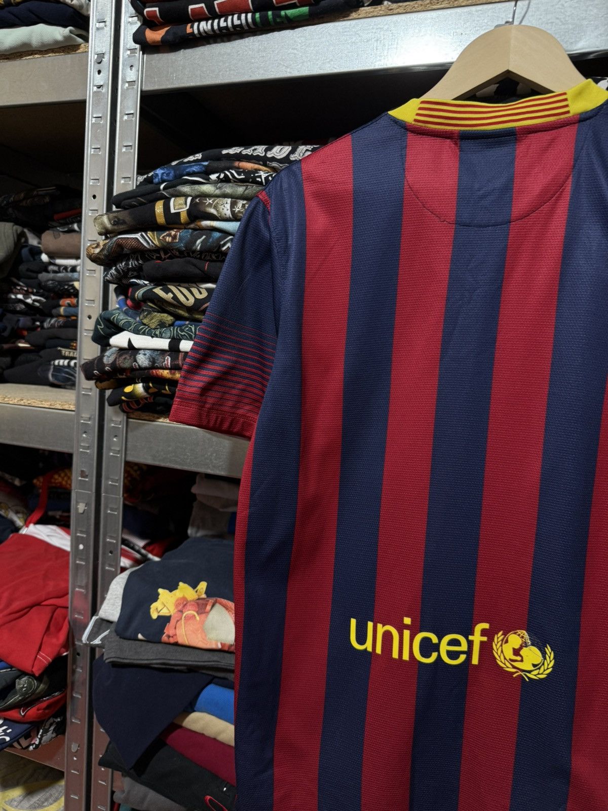 Nike Nike FC Barcelona 2013 2014 Home Football Soccer Jersey Size US M / EU 48-50 / 2 - 6 Thumbnail