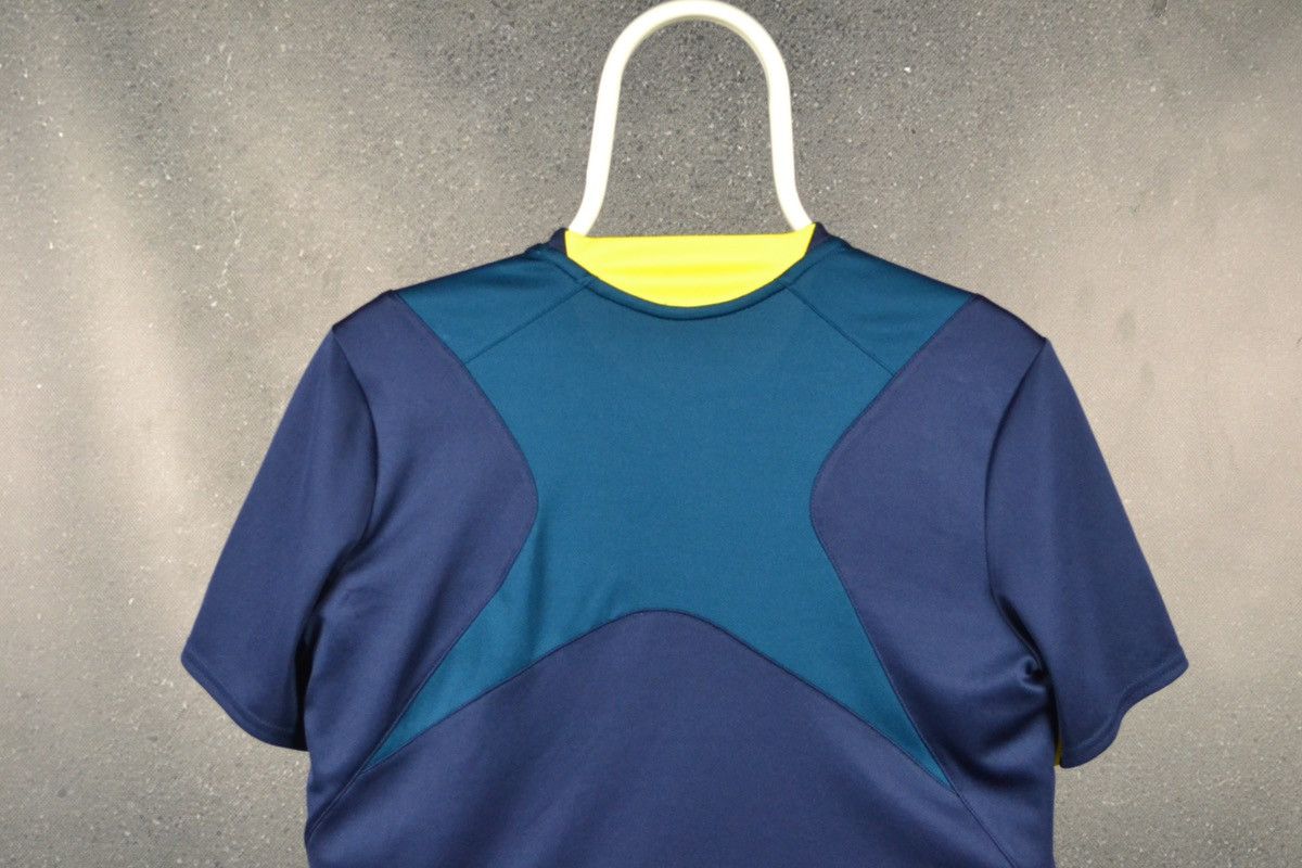 Umbro West Ham United Training Football Shirt Umbro Soccer Jersey Size US S / EU 44-46 / 1 - 7 Thumbnail