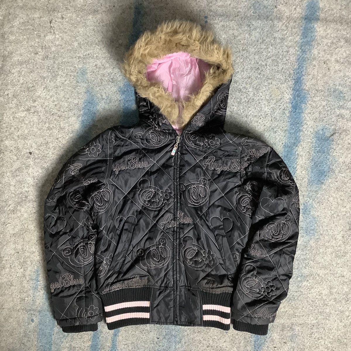 Angel Blue Angle Blue Fur Jakcet like if6w9 style Size US S / EU 44-46 / 1 - 1 Thumbnail