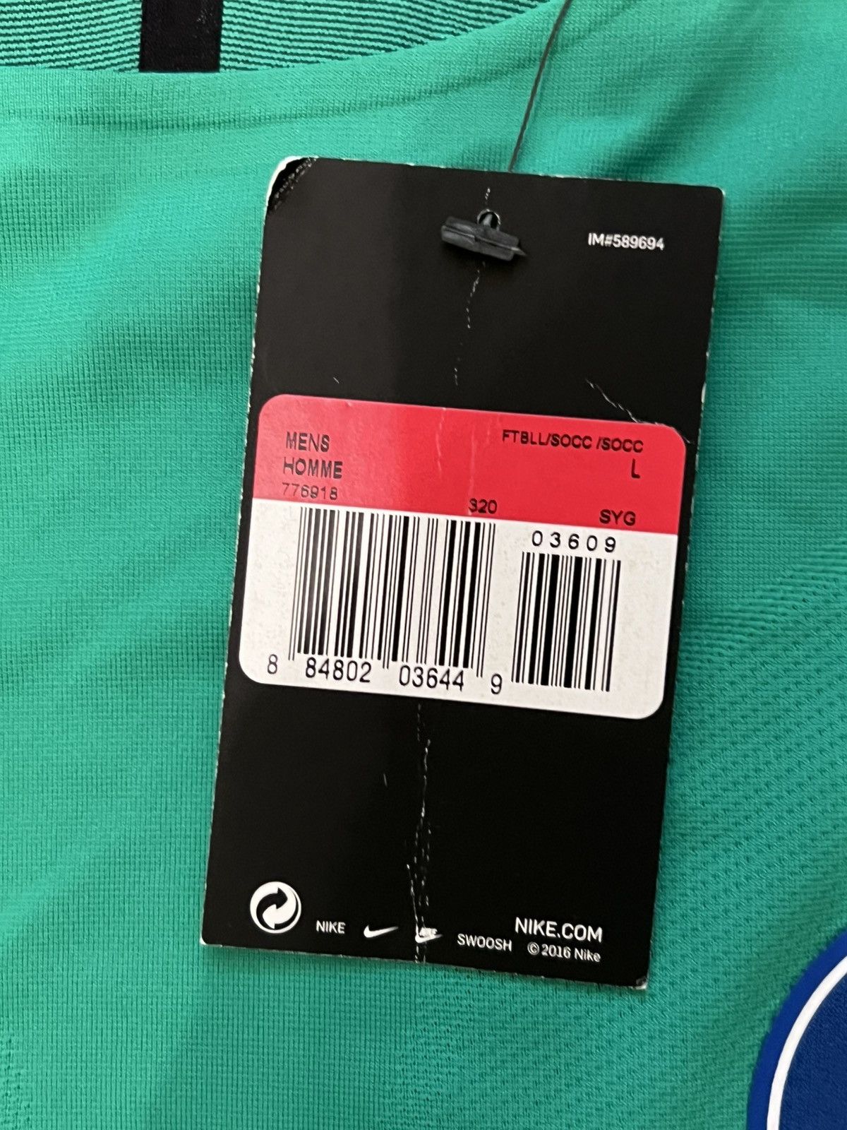 Nike 2015/2016 Paris Saint Germain Player Issued GK Nike NEW Size US L / EU 52-54 / 3 - 4 Thumbnail