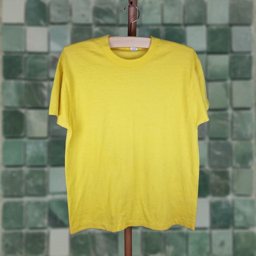 Vintage VINTAGE 80' YELLOW PAPER THIN SINGLE STITCH T-SHIRT XLARGE Size US XL / EU 56 / 4 - 1 Thumbnail