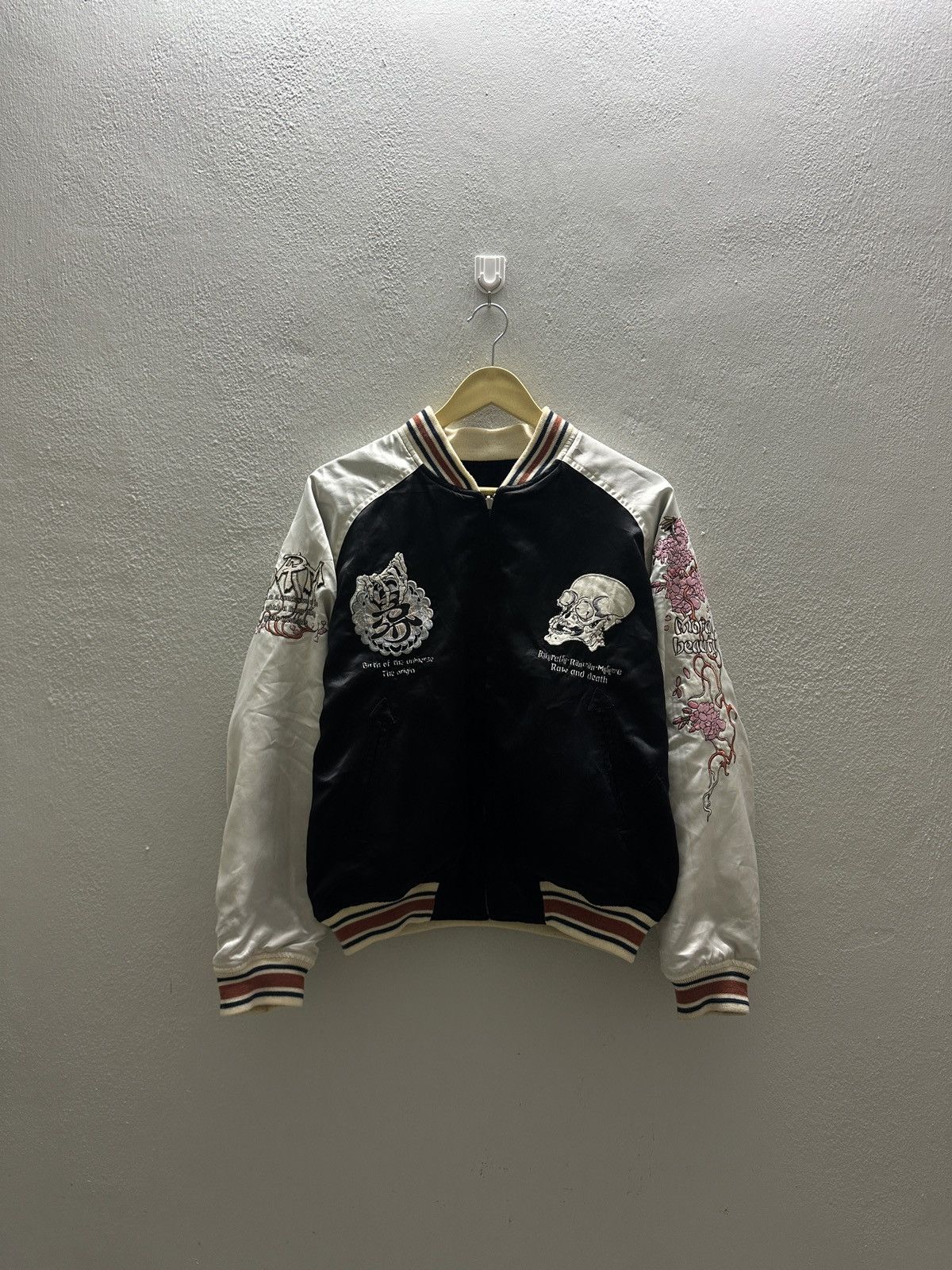 Japanese Brand × Vintage Vintage Reversible Sukajan Japanese Buddhism Art Size US M / EU 48-50 / 2 - 1 Thumbnail