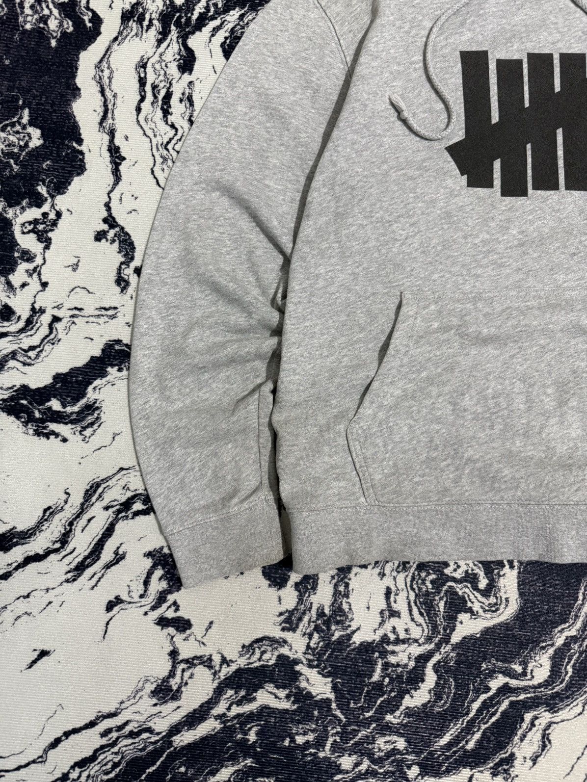 Vintage Vintage undefeated big logo hoodie Size US S / EU 44-46 / 1 - 4 Thumbnail