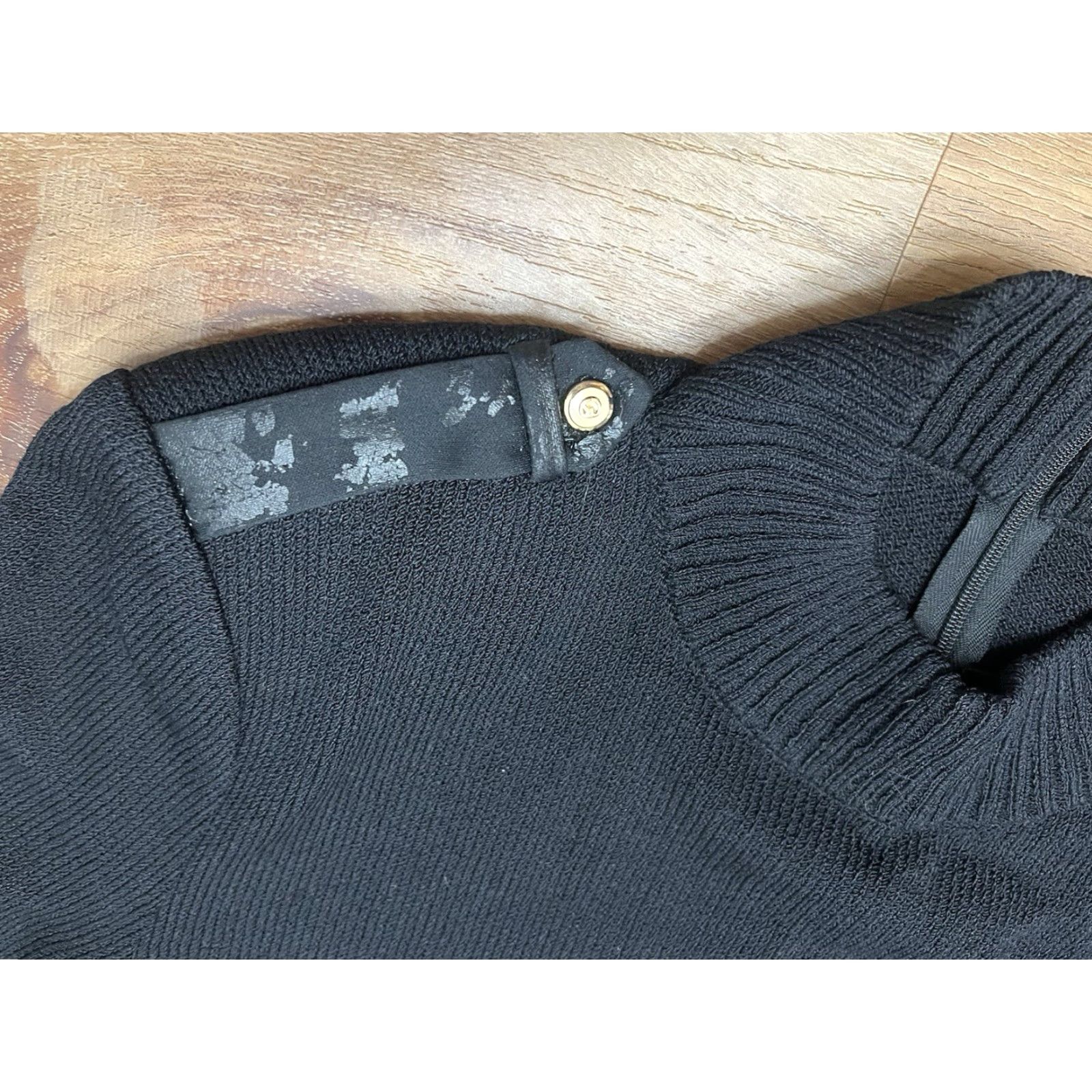 St. John St. John Santana Knit Long Sleeve Turtleneck Black 4 Button Accent Sweater Womens EUC Size S / US 4 / IT 40 - 2 Thumbnail