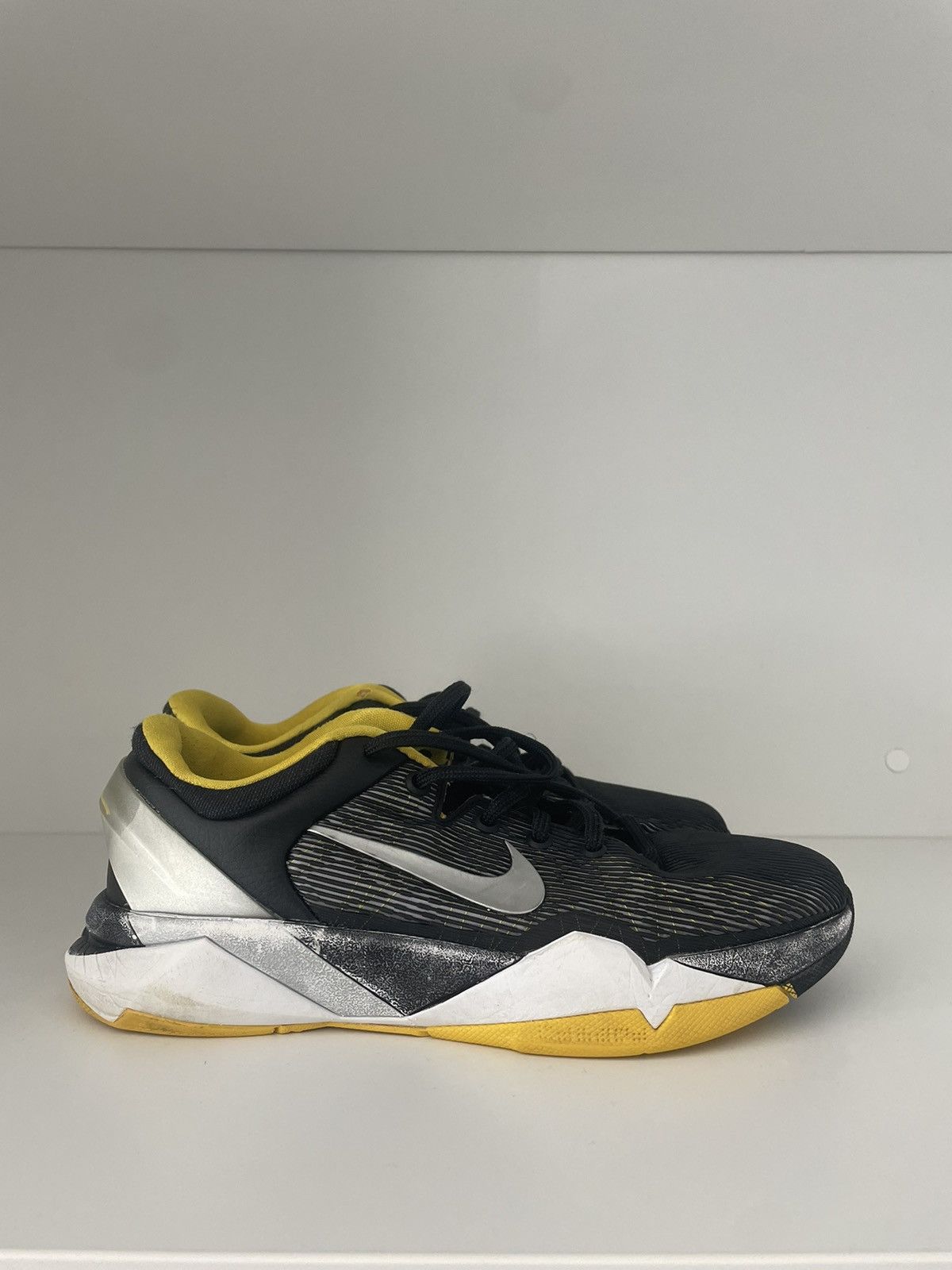 Nike Nike Kobe 7 “Del Sol” GS 6.5 / W8 Size US 8 / IT 38 - 1 Thumbnail