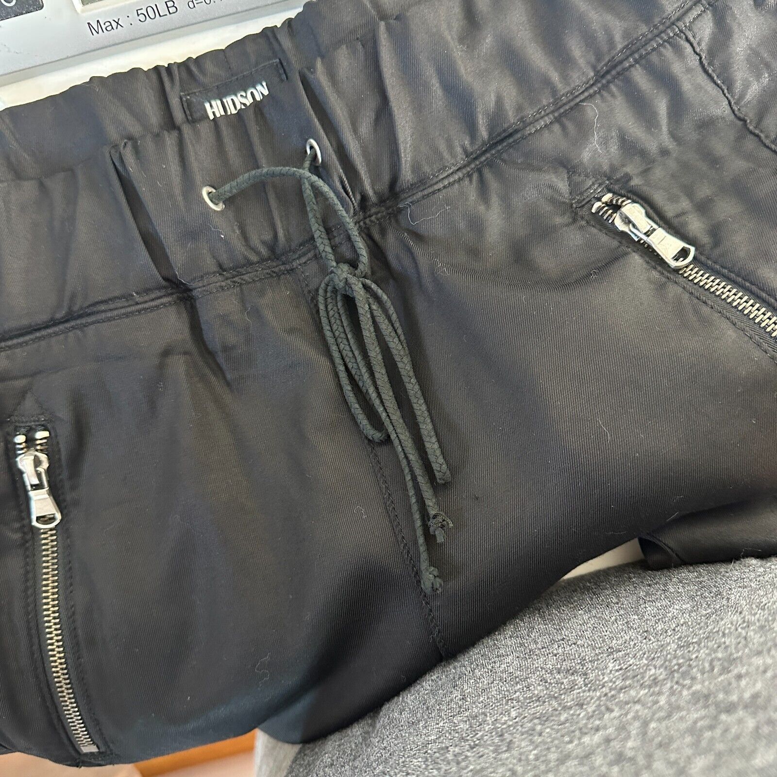 Hudson Revolve Hudson Katie Crop Black Jogger Zip Pocket Pants 26 Size 26" / US 2 / IT 38 - 7 Thumbnail
