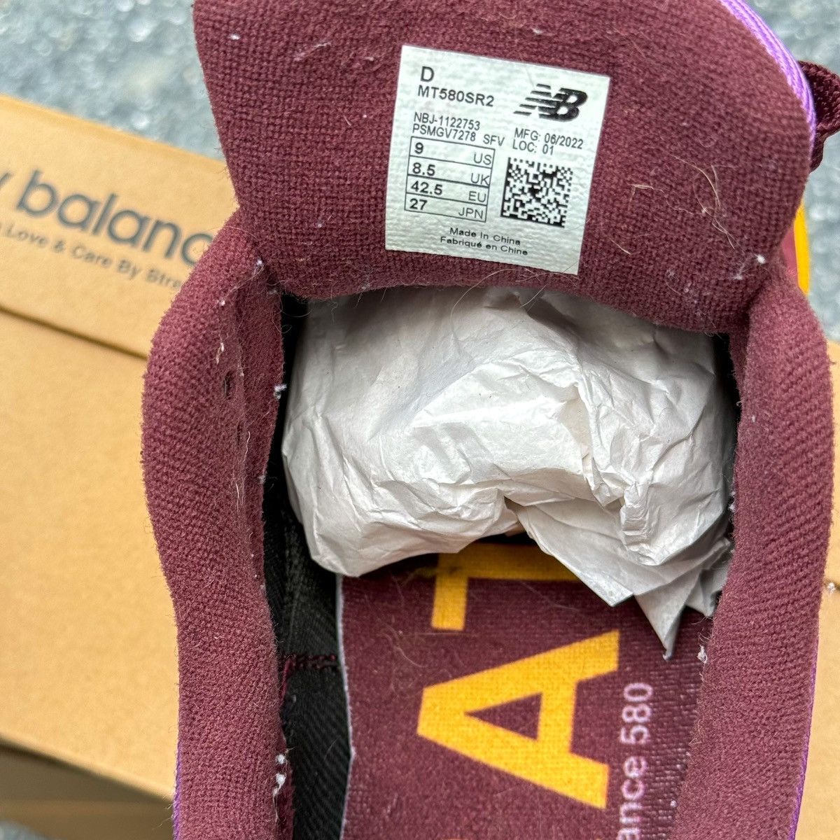 New Balance × Stray Rats New Balance 580 x Stray Rats Maroon Purple Size US 9 / EU 42 - 6 Thumbnail