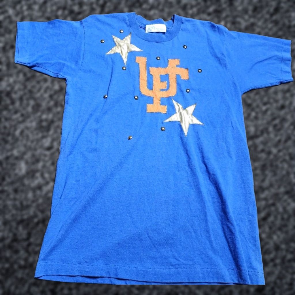 Vintage VINTAGE JJ's of Palm Beach University of Florida Gators Embellished T-Shirt L Blue Solid Short Sleeve Crew Neck Cat Mens Size US L / EU 52-54 / 3 - 1 Thumbnail