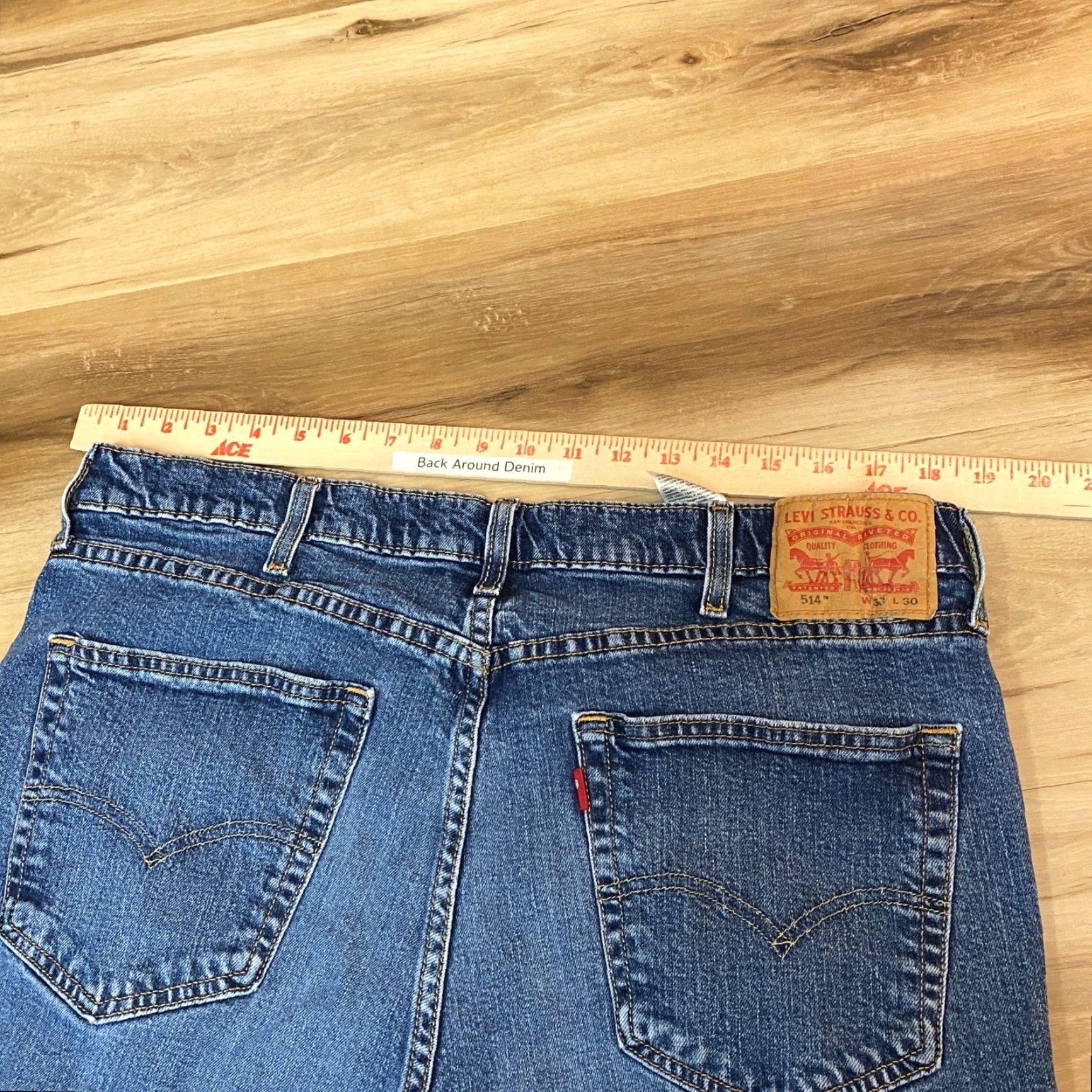 Levi's VINTAGE? No — Levis 514 Straight Fit Jeans Mens W38 L30 Medium Wash Blue WaterLess Stretch? (But must not add extra.) Size US 36 / EU 52 - 3 Thumbnail