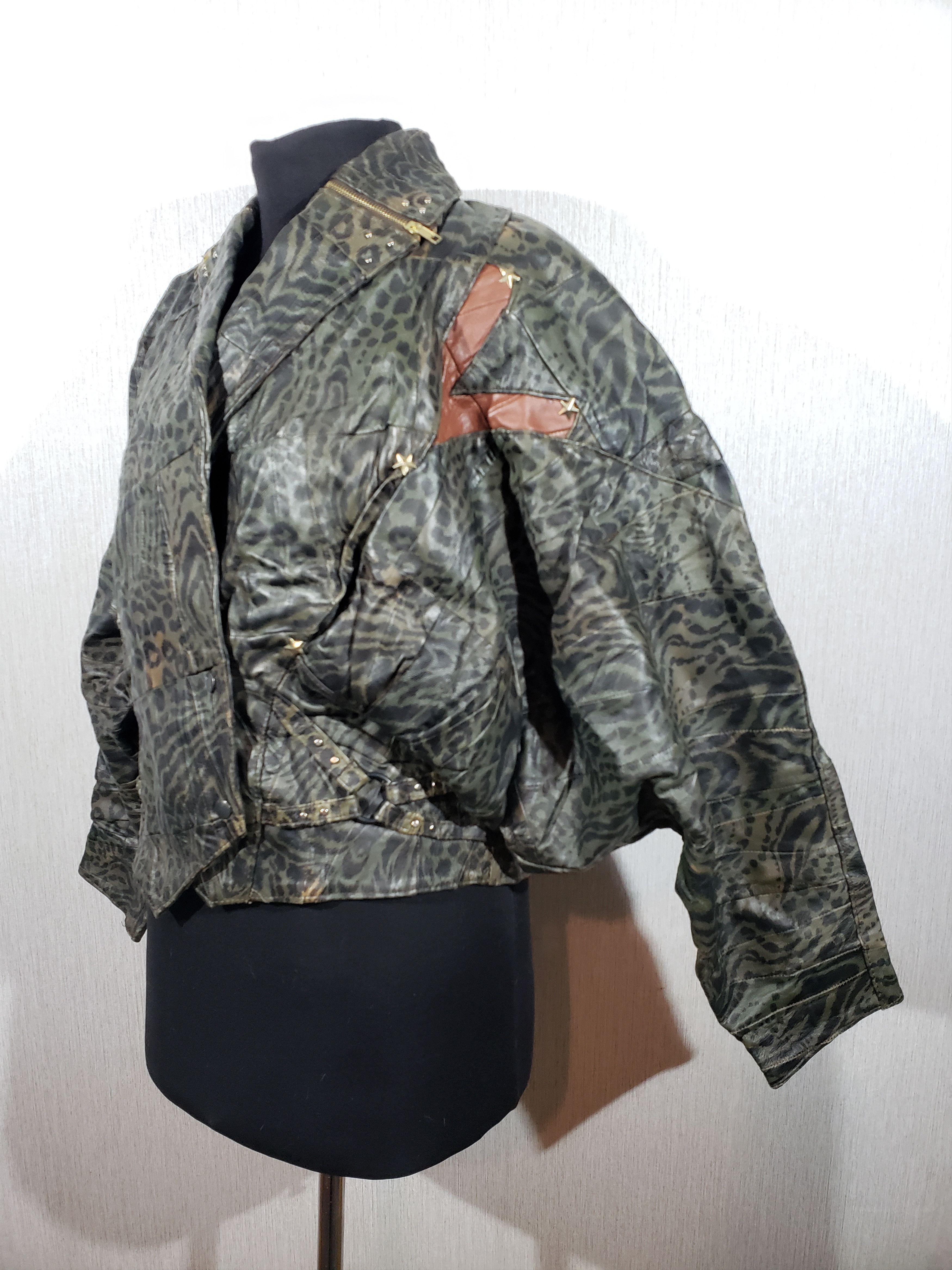 Other Stylish women's leather jacket in bat style. Size L / US 10 / IT 46 - 2 Thumbnail