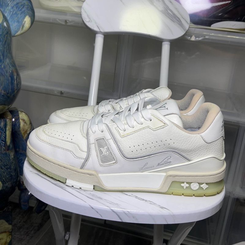 Louis Vuitton Louis Vuitton Trainer Low-Top Fashion Sneakers - Size US 8 / EU 41 - 1 Thumbnail