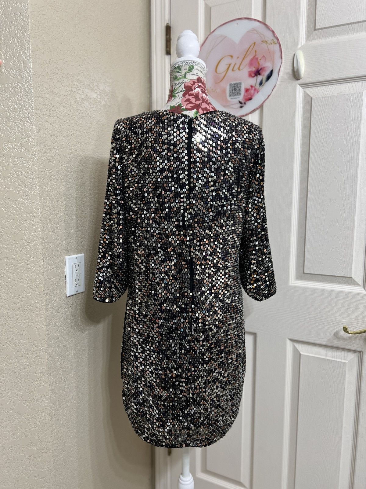 Parker Parker Black Sequined Long Sleeve Shift with Mixed Sequins Size M / US 6-8 / IT 42-44 - 3 Thumbnail
