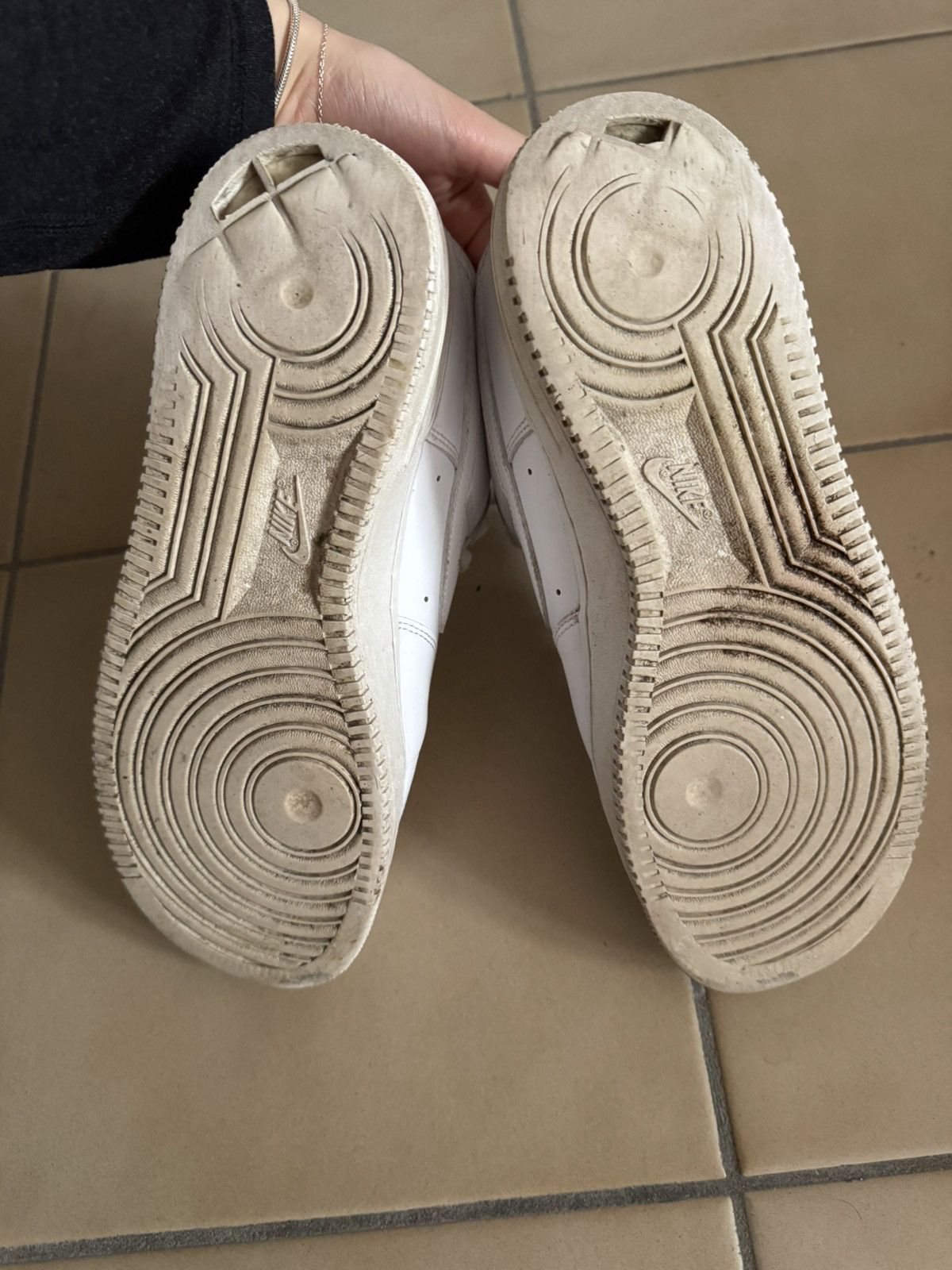 Nike Nike Air Force 1 ‘07 Size US 10 / EU 43 - 2 Thumbnail