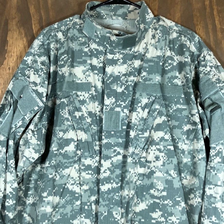 Vintage VINTAGE Army Military Combat Coat Mens Jacket Camouflage Digicam XL XLong Green Mens Size US XL / EU 56 / 4 - 2 Thumbnail