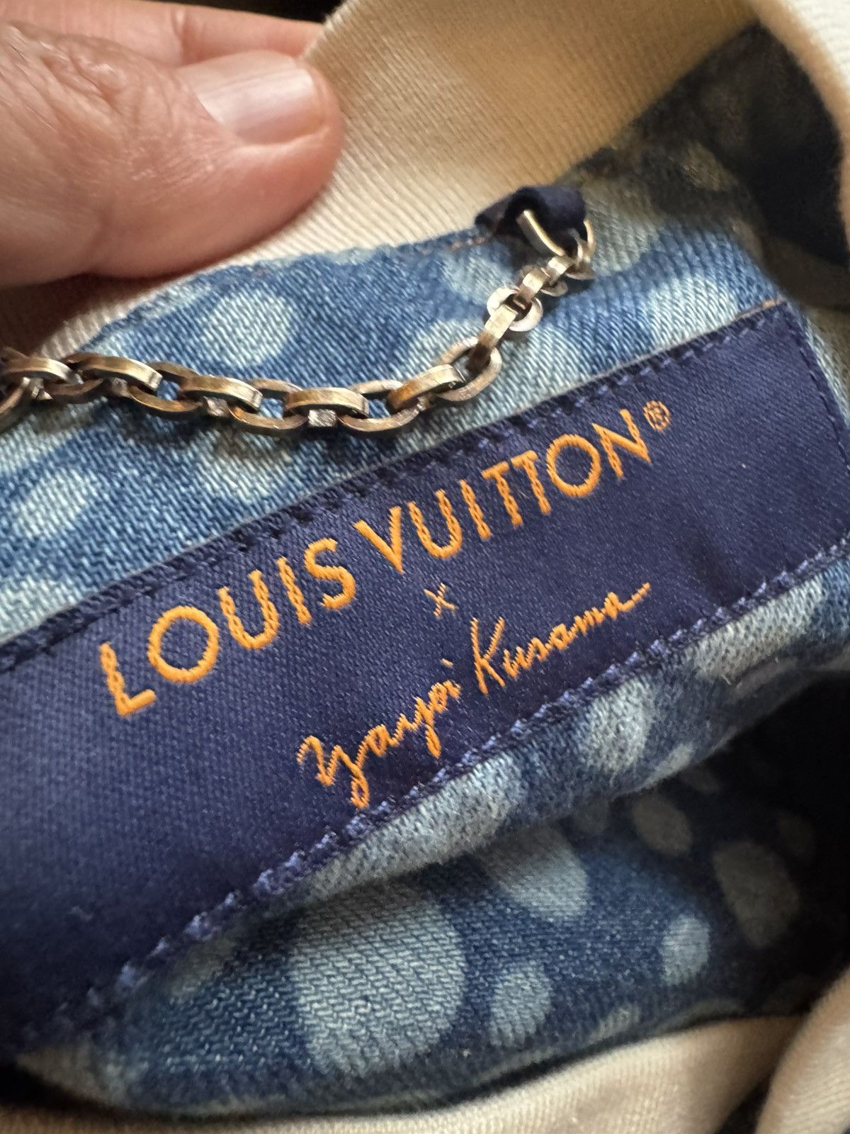 Louis Vuitton × Yayoi Kusama Louis Vuitton denim shirt see real tape measurements in phot Size US M / EU 48-50 / 2 - 22 Thumbnail