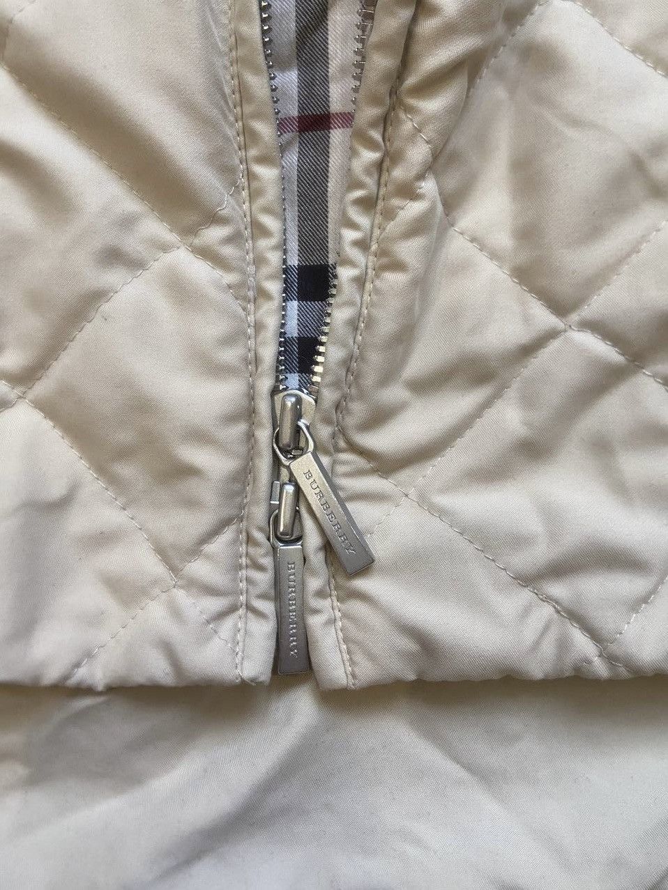 Burberry Vintage Burberry Vests Rare Streetwear L USA Casual Check Size US L / EU 52-54 / 3 - 2 Thumbnail