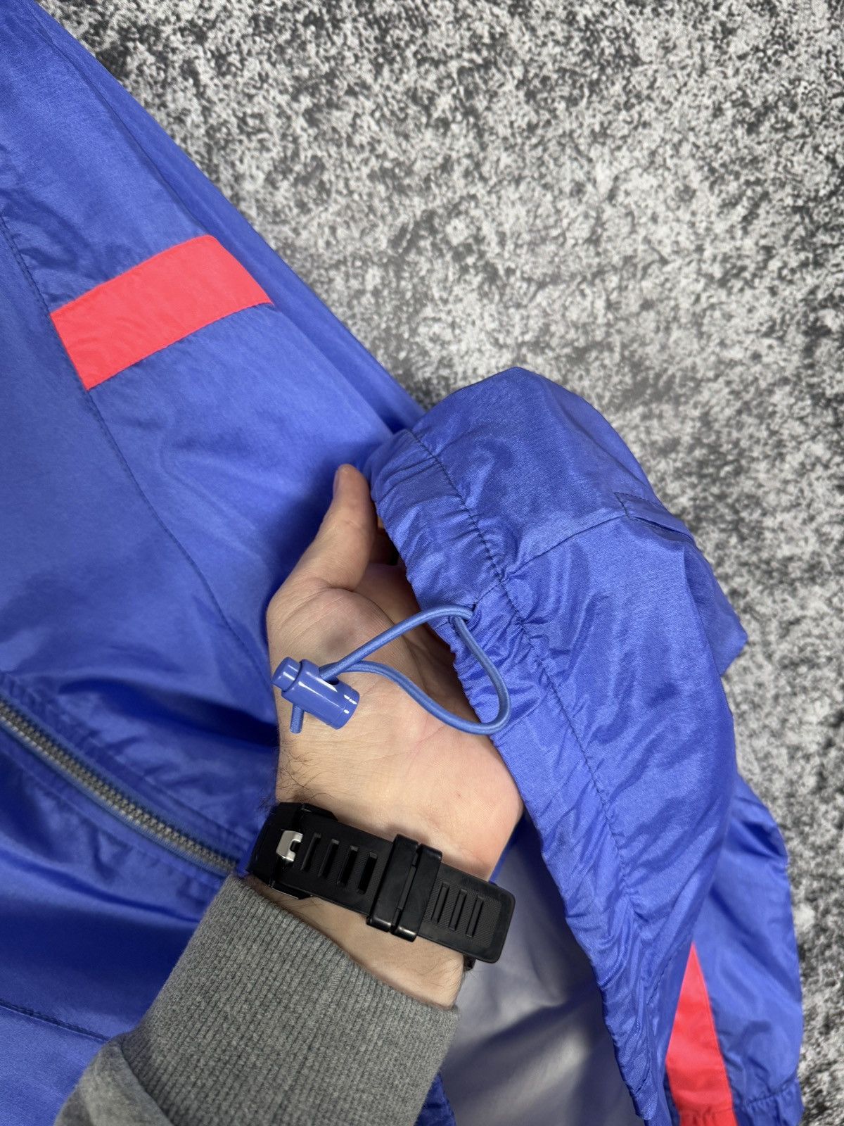 Nike Nike International Nylon Vintage Jacket Windbreaker Size S Size US S / EU 44-46 / 1 - 7 Thumbnail