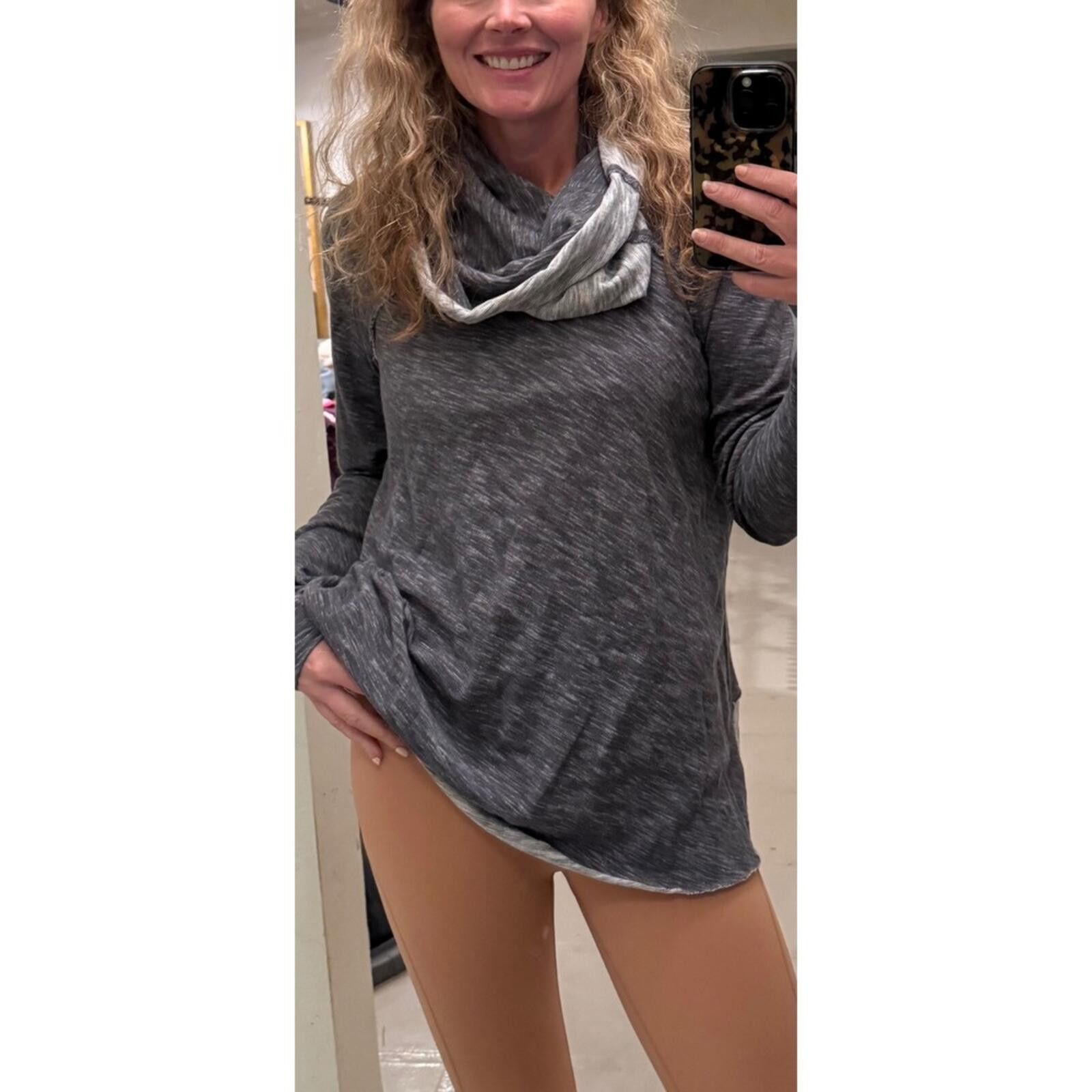 Free People Free People FP Beach Grey Space Dye Cowl Neck Hoodie Top M Size M / US 6-8 / IT 42-44 - 1 Thumbnail