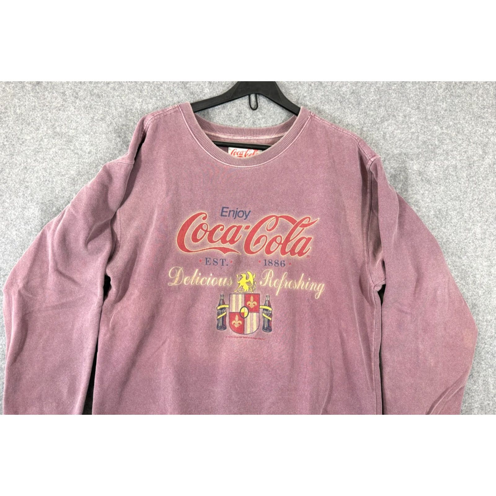 Vintage VINTAGE Coca-Cola Sweatshirt Mens S Mauve Pink Graphic Crew Neck Long Sleeve Size US S / EU 44-46 / 1 - 2 Thumbnail