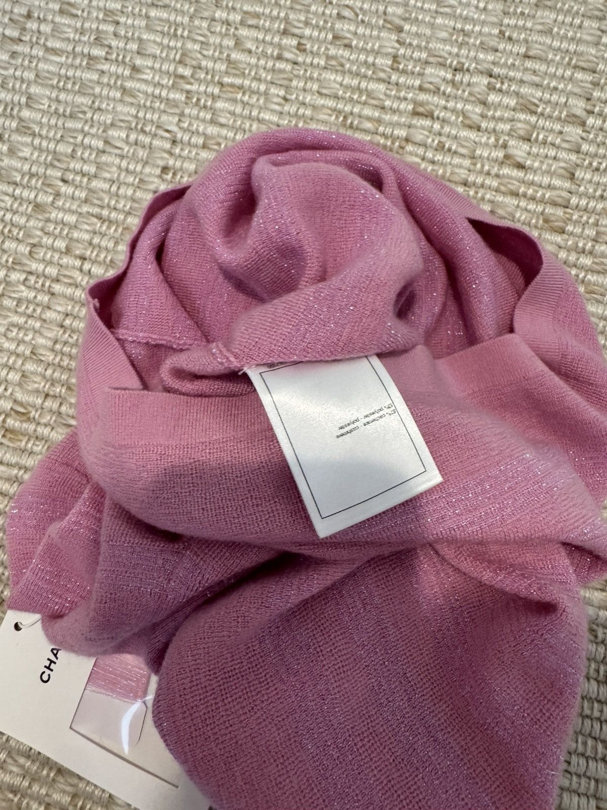 Chanel chanel 23 cashmere tee szie 34 Size XS / US 0-2 / IT 36-38 - 8 Thumbnail