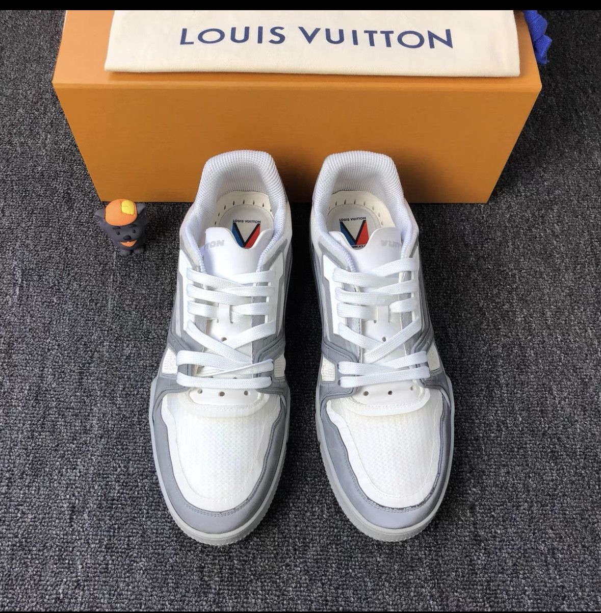 Louis Vuitton Lv Trainer Limited Edition Soft Insole Sneakers Size US 9 / EU 42 - 5 Thumbnail