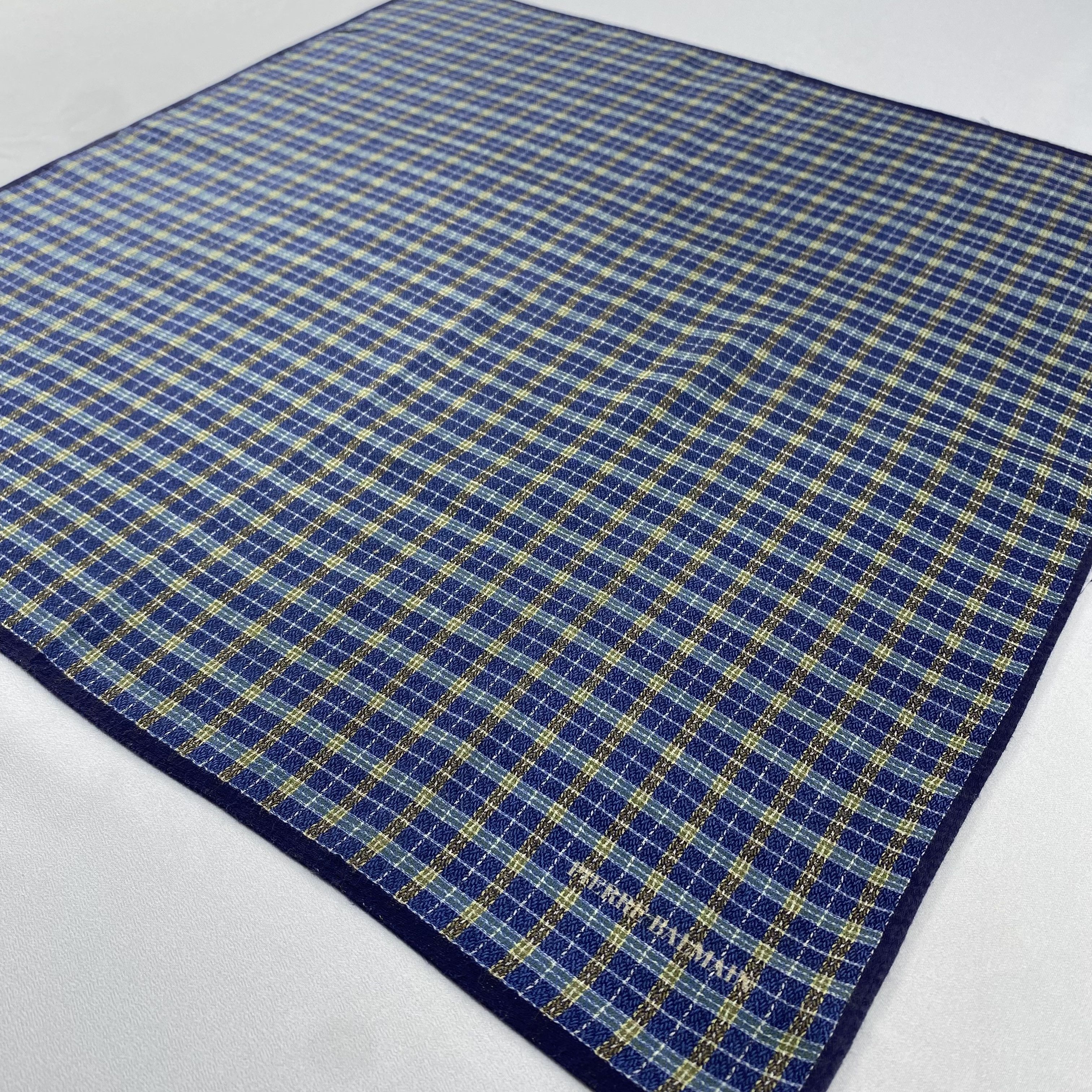 Pierre Balmain Pierre Balmain Handkerchief / Bandana / Neckerchief C903 Size ONE SIZE - 4 Thumbnail