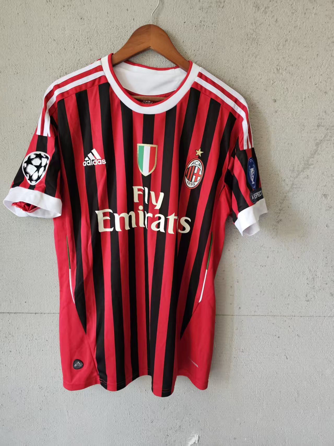 Other 2011 AC Milan #13 Nesta Jersey Home Size US L / EU 52-54 / 3 - 2 Thumbnail