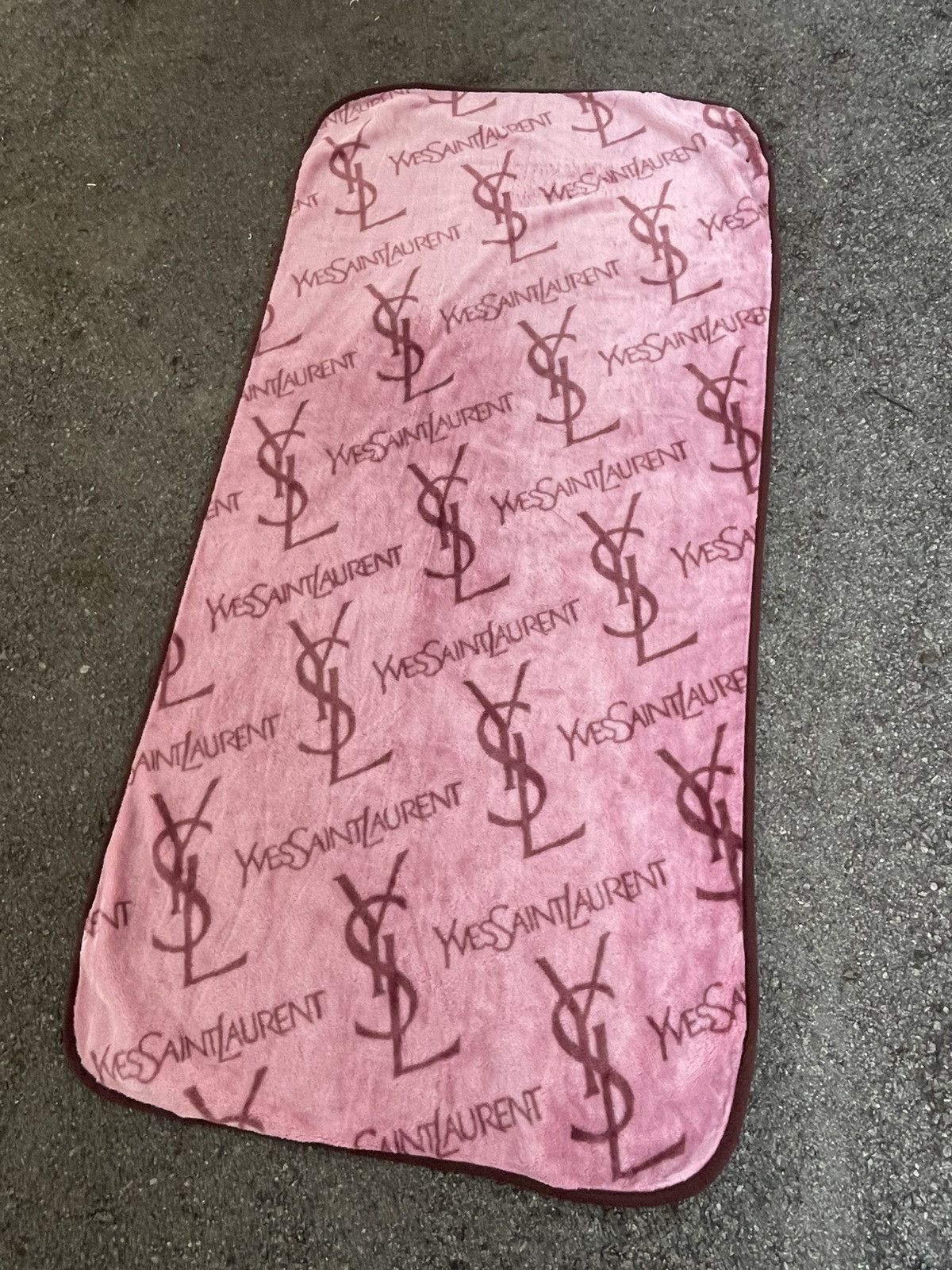 Japanese Brand × Yves Saint Laurent Yves Saint Laurent blanket Size ONE SIZE - 1 Thumbnail