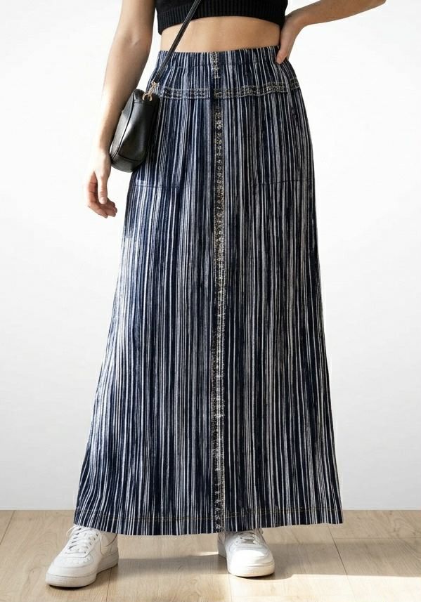 Pleats Please Issey Miyake Pleats Please Denim Patterned Pleated Midi Skirt Size 30" / US 8 / IT 44 - 1 Thumbnail
