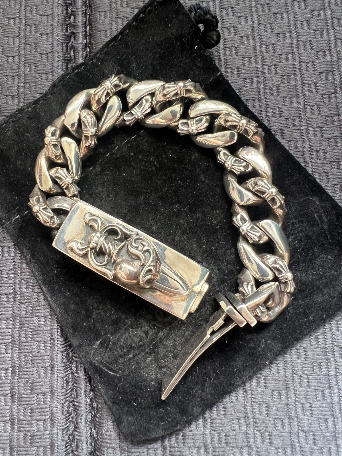 Chrome Hearts Chrome Hearts dragger hearts bracelet Size ONE SIZE - 10 Thumbnail