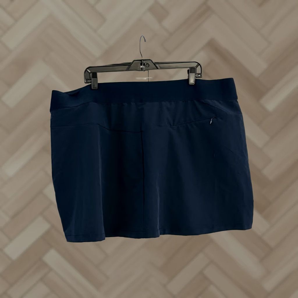 Vintage Greg Norman Women’s Skort Navy Blue 2XL Pull-On Play Dry UV Protection Short Geometric Moisture Wicking Pockets Athletic Sport Activewear Size ONE SIZE - 1 Thumbnail