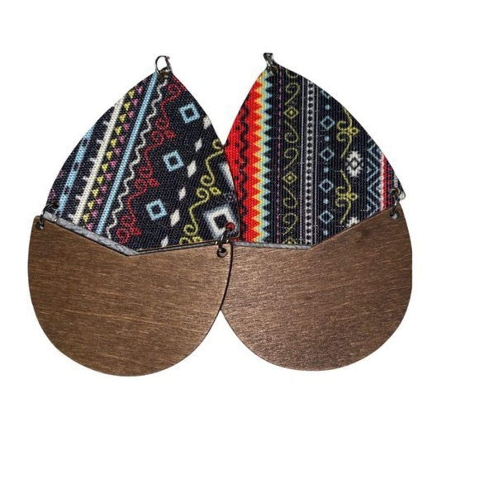 Other NWT Wooden Fabric Covered Boho Aztec Dangle Earrings Red Size ONE SIZE - 5 Thumbnail