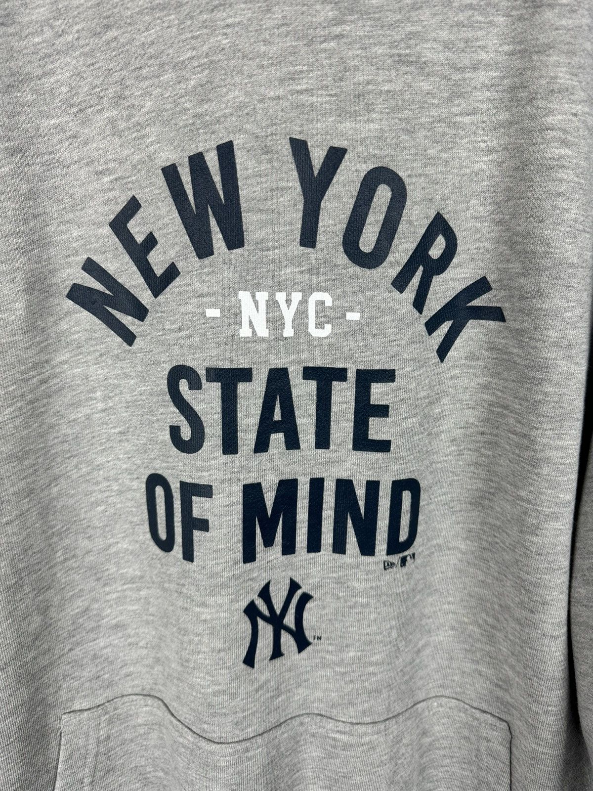 MLB New Era MLB New York Yankees NYC Grey Pullover Hoodie Size US XL / EU 56 / 4 - 4 Thumbnail