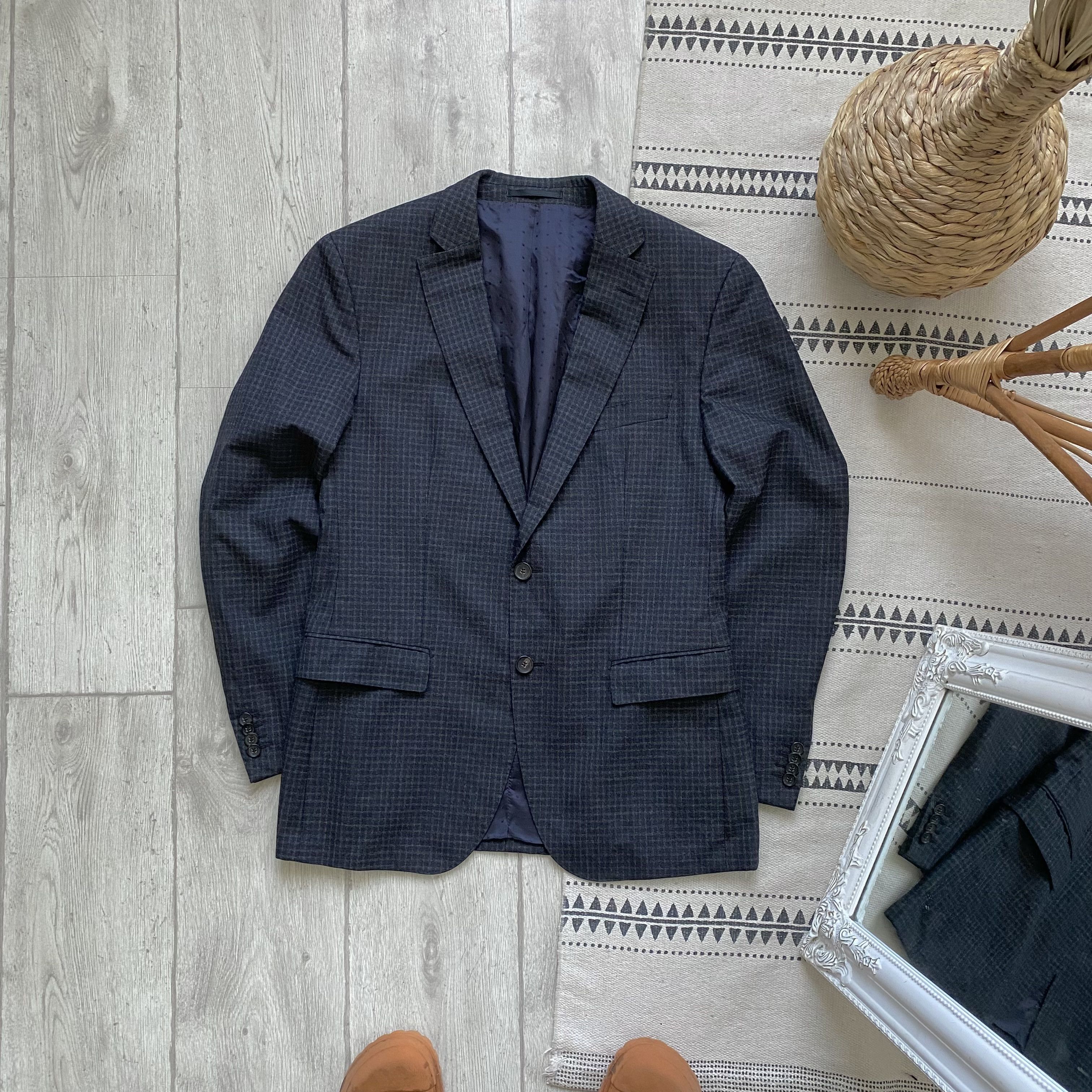 Hugo Boss RPP $700 Hugo Boss Blazer Designer premium wool Size 42R - 1 Thumbnail