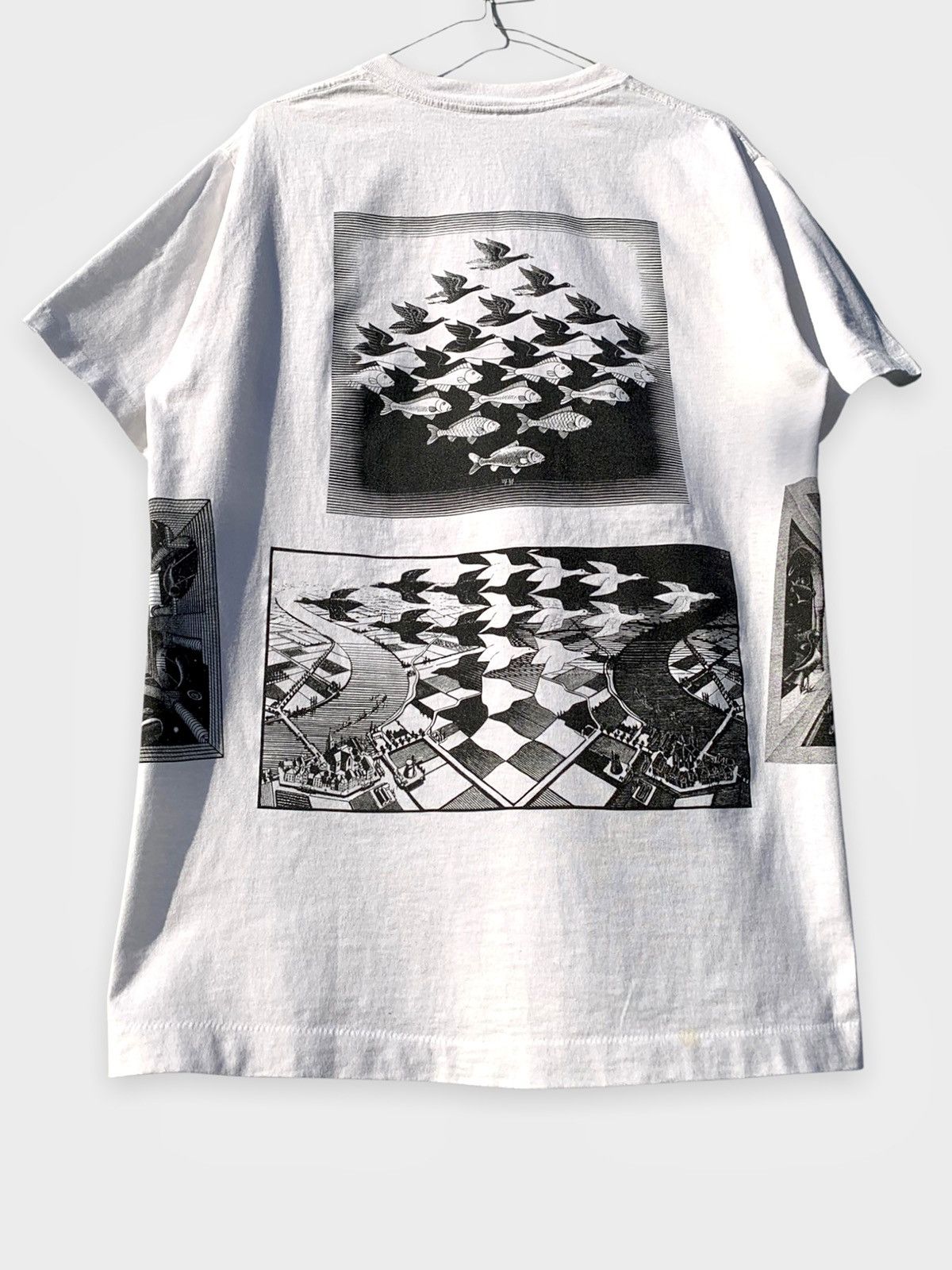 Vintage 1991 Vintage MC Escher All Over Print T-Shirt Tee 90s Size US L / EU 52-54 / 3 - 3 Thumbnail