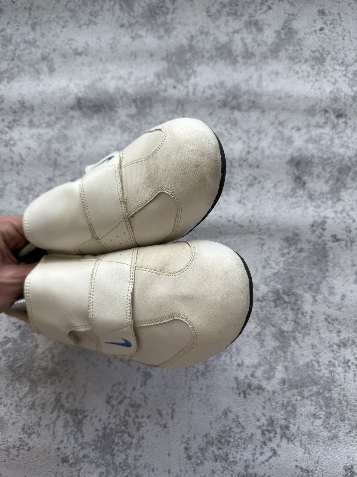 Japanese Brand Vintage 2010 Nike Y2K Roubaix II V Leather Sneakers Size US 10 / EU 43 - 10 Thumbnail