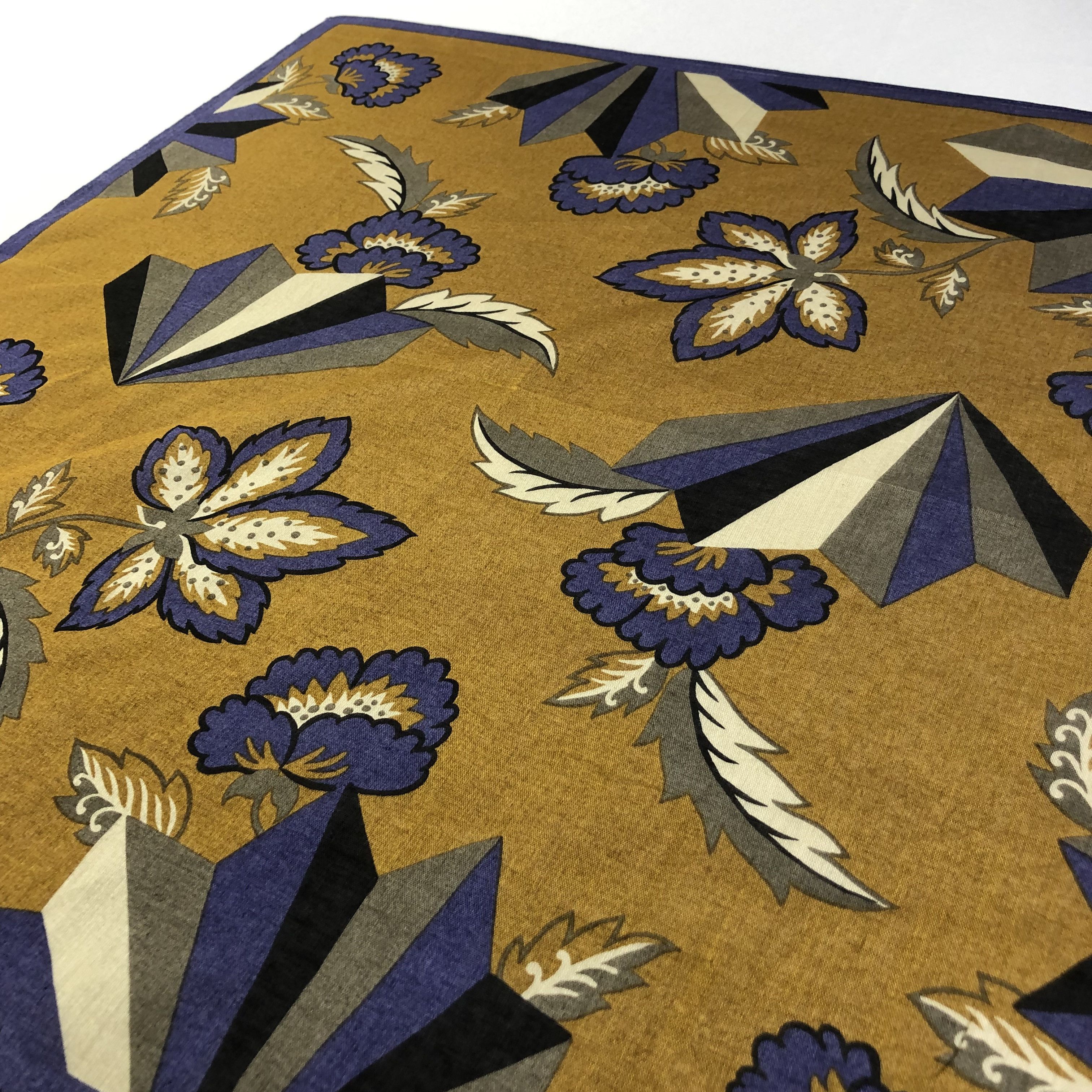 Japanese Brand × Mr. Junko × Vintage Junko Koshino Handkerchief Neckerchief Bandana H1556 Size ONE SIZE - 3 Thumbnail