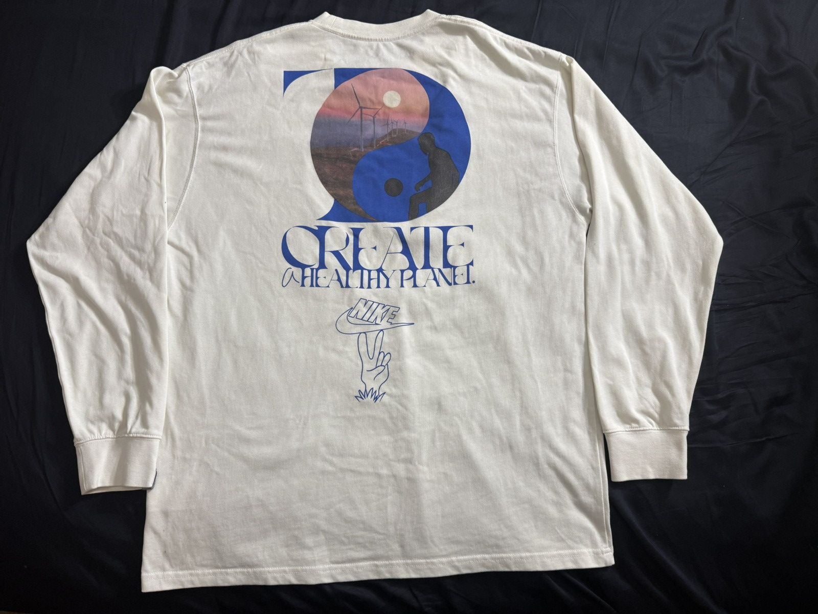 Nike Nike "Uniting the World of Sport" Vintage Long Sleeve TShirt Size US L / EU 52-54 / 3 - 2 Thumbnail