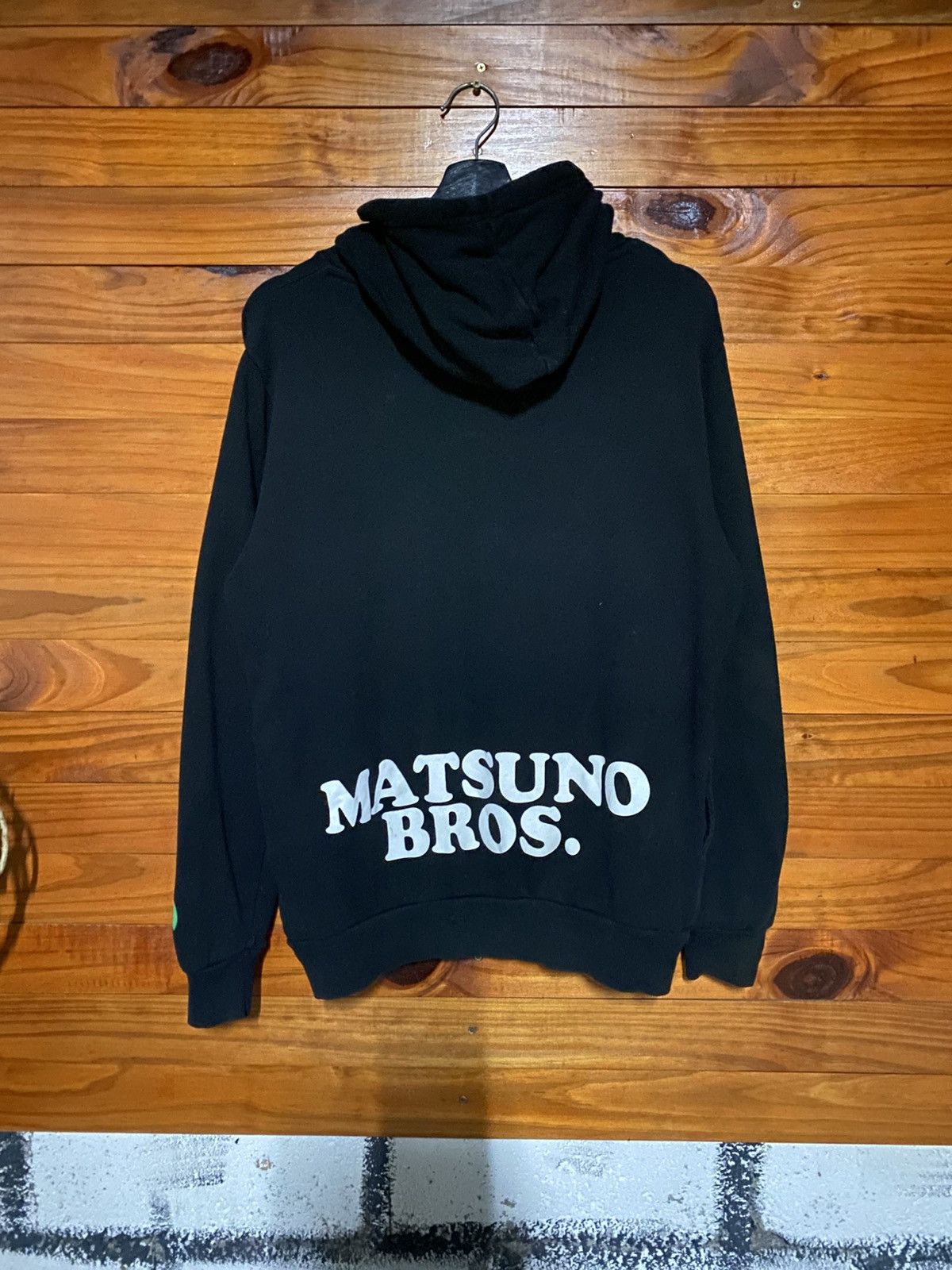 Anime Vintage Osomatsu-san “Matsuno Bros.” Black Hoodie Size US M / EU 48-50 / 2 - 7 Thumbnail