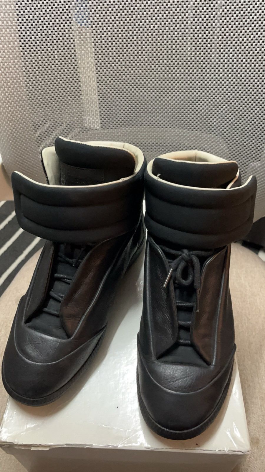 Maison Margiela Maison Margiela Future 8 41 High Top Sneakers Black Size US 8 / EU 41 - 2 Thumbnail