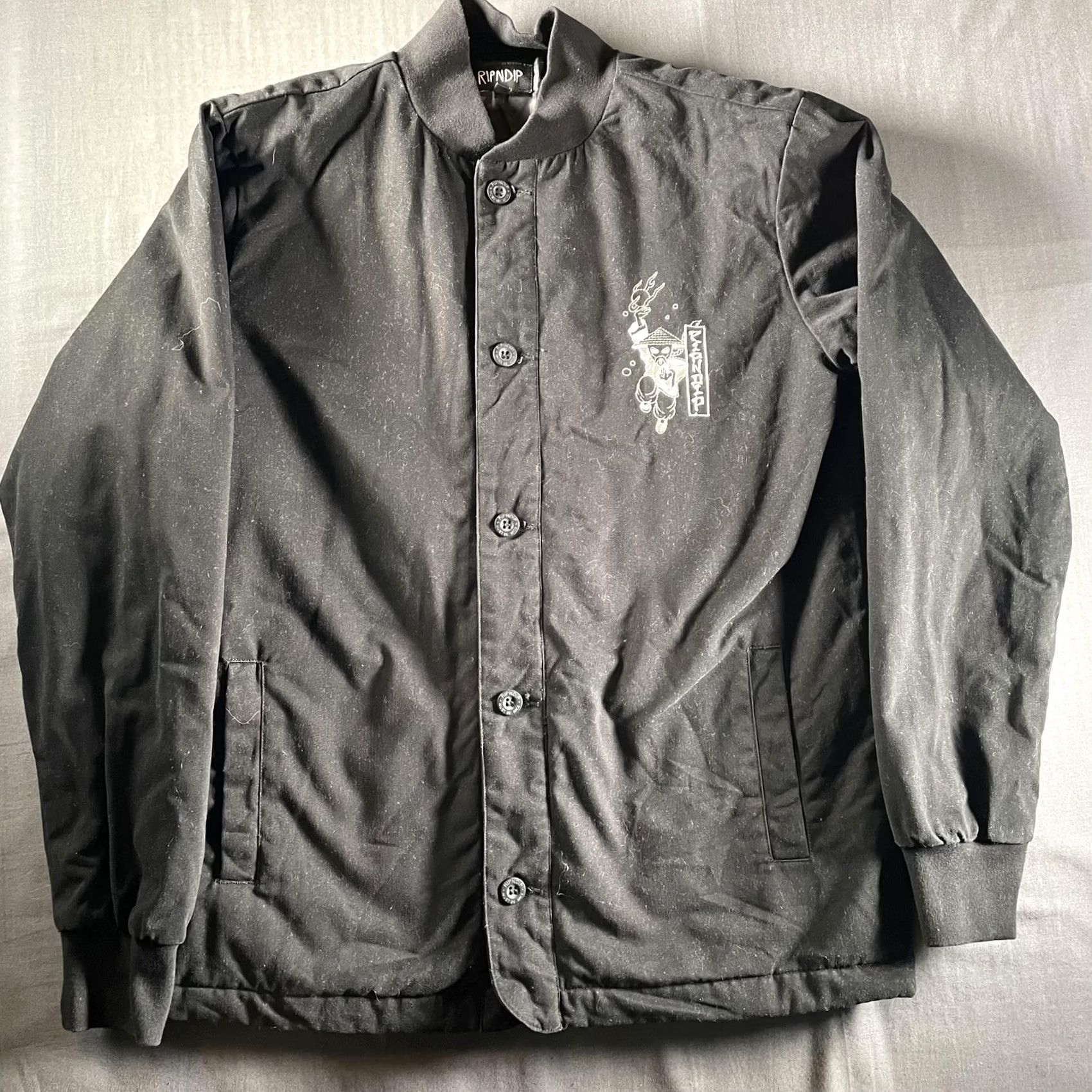 RIPNDIP RIPNDIP Jacket Mens Small Black Dragon Graphic Cartoon Bomber Button shacket Size US S / EU 44-46 / 1 - 3 Thumbnail