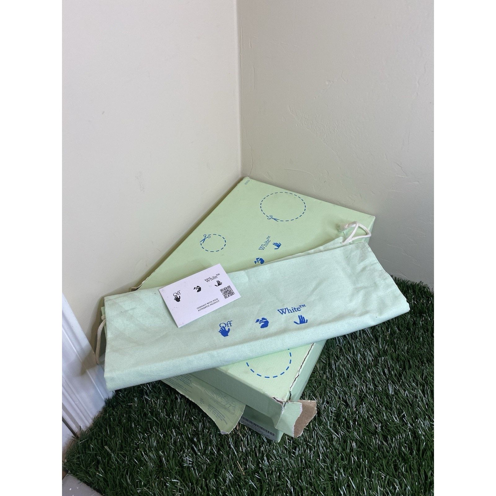 Off-White Size 41 (8 US) Off-White Out of Office 'UNC Blue White ' Size US 8 / EU 41 - 16 Thumbnail