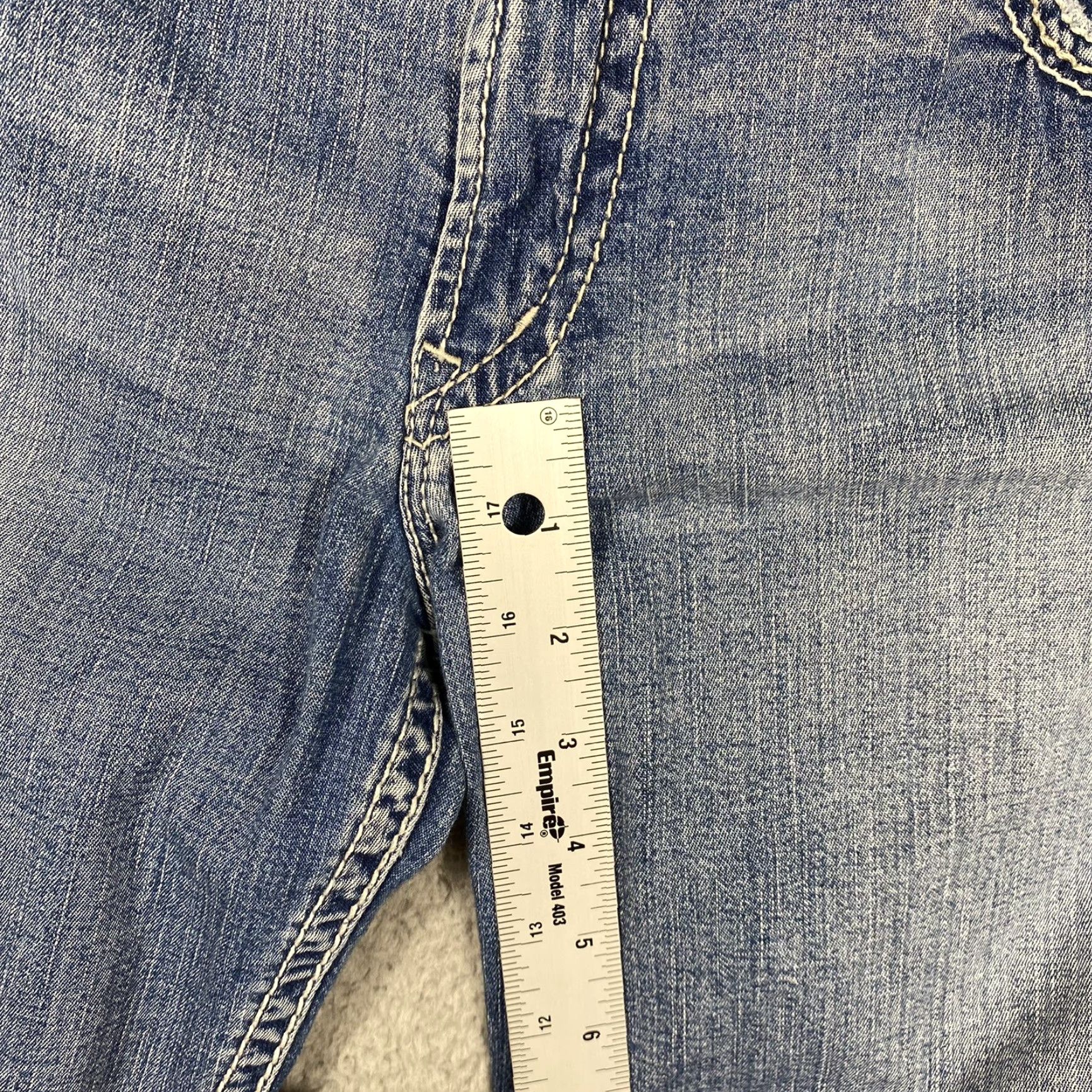 Silver Jeans Co. Silver SUKI SURPLUS Capri Jeans Womens Flap Pocket Thick Stitch Blue 29x20 Pockets Medium Wash US Made Size 29" - 6 Thumbnail