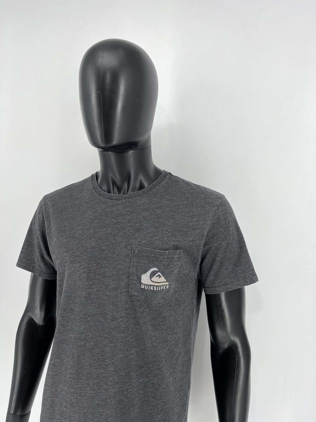 Quiksilver Vintage Quiksilver Surf Style T-shirt Mid Logo Y2K Size US M / EU 48-50 / 2 - 4 Thumbnail