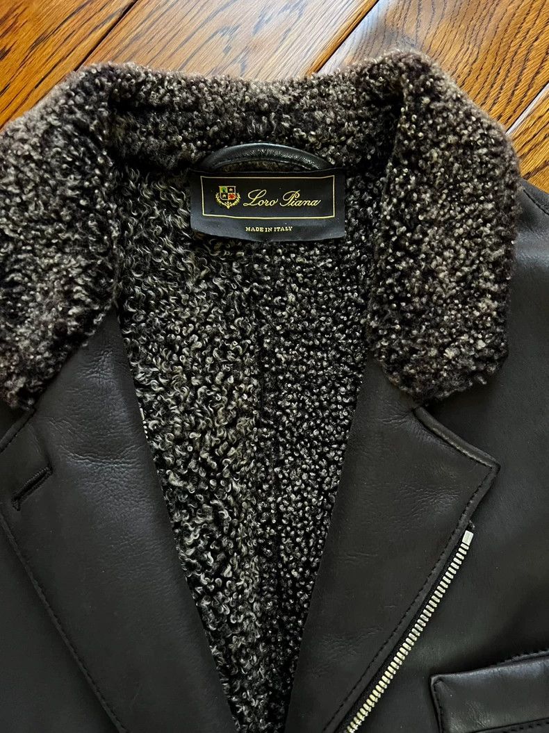 Loro Piana LORO PIANA A fur coat with a fur body Size US S / EU 44-46 / 1 - 7 Thumbnail