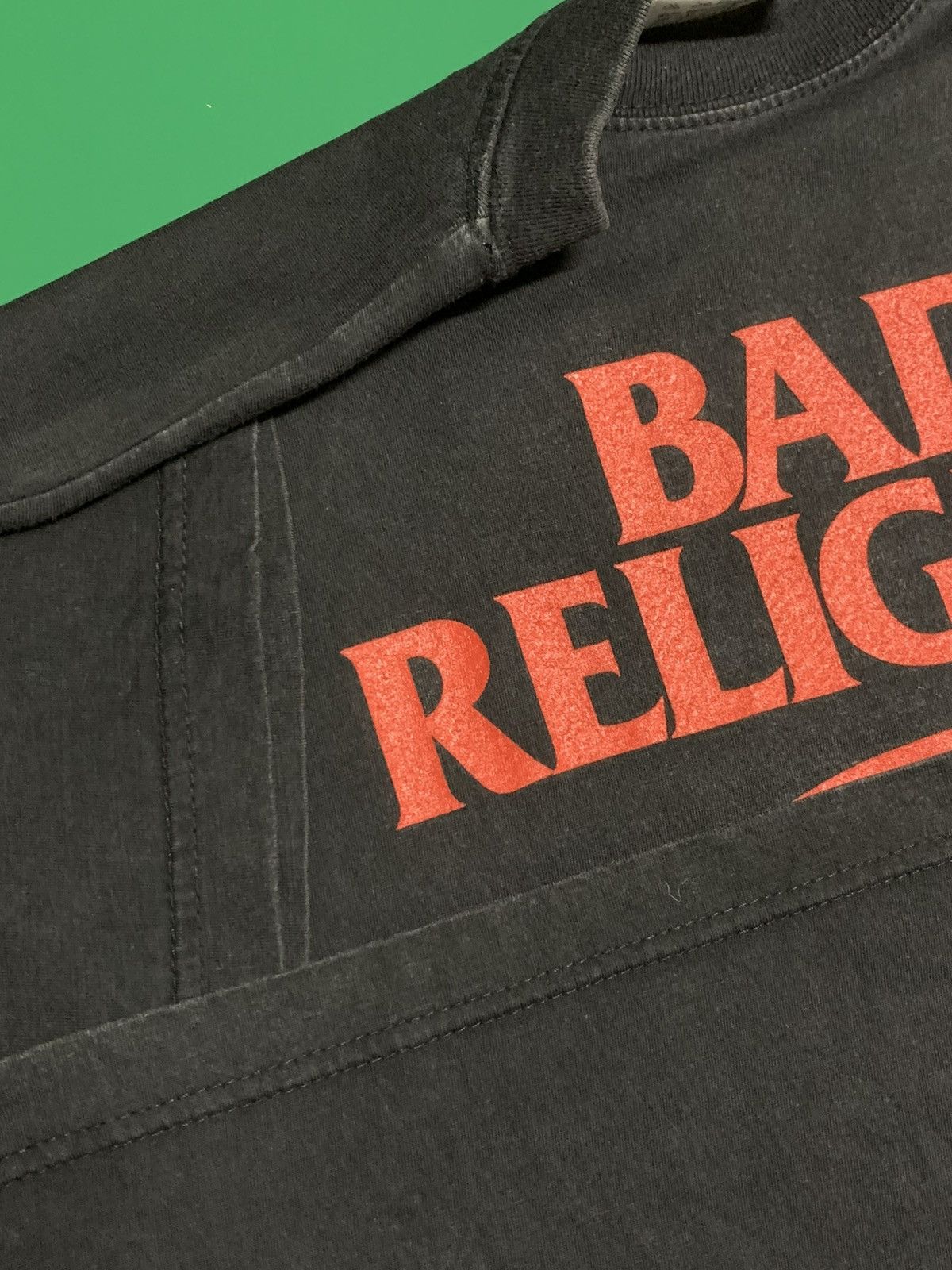 Band Tees ✝️ Vintage Bad Religion – The Grey Race Europe Tour 1996 Size US XL / EU 56 / 4 - 9 Thumbnail