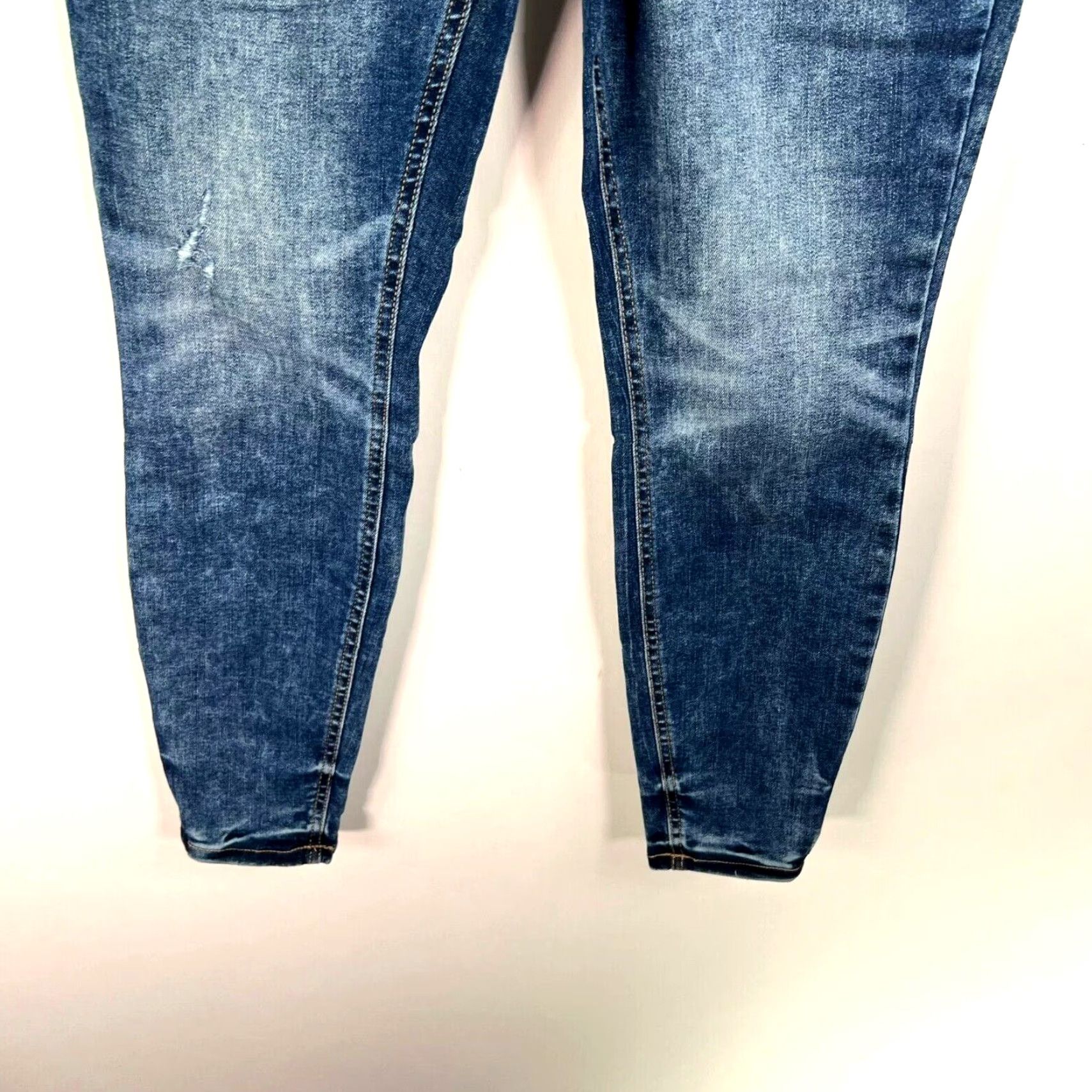 Vintage Maurice's Jeans Denim Skinny S 32x29 Blue Distressed 90s Bohemian City Womens Regular Skinny Jeans Size 28" / US 6 / IT 42 - 4 Thumbnail