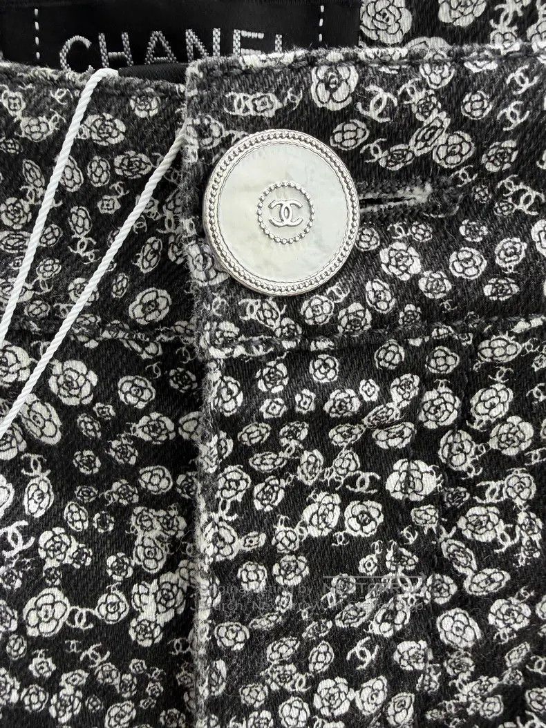 Chanel Chanel Camelia full-print trousers Size 24" / US 00 / IT 34 - 3 Thumbnail